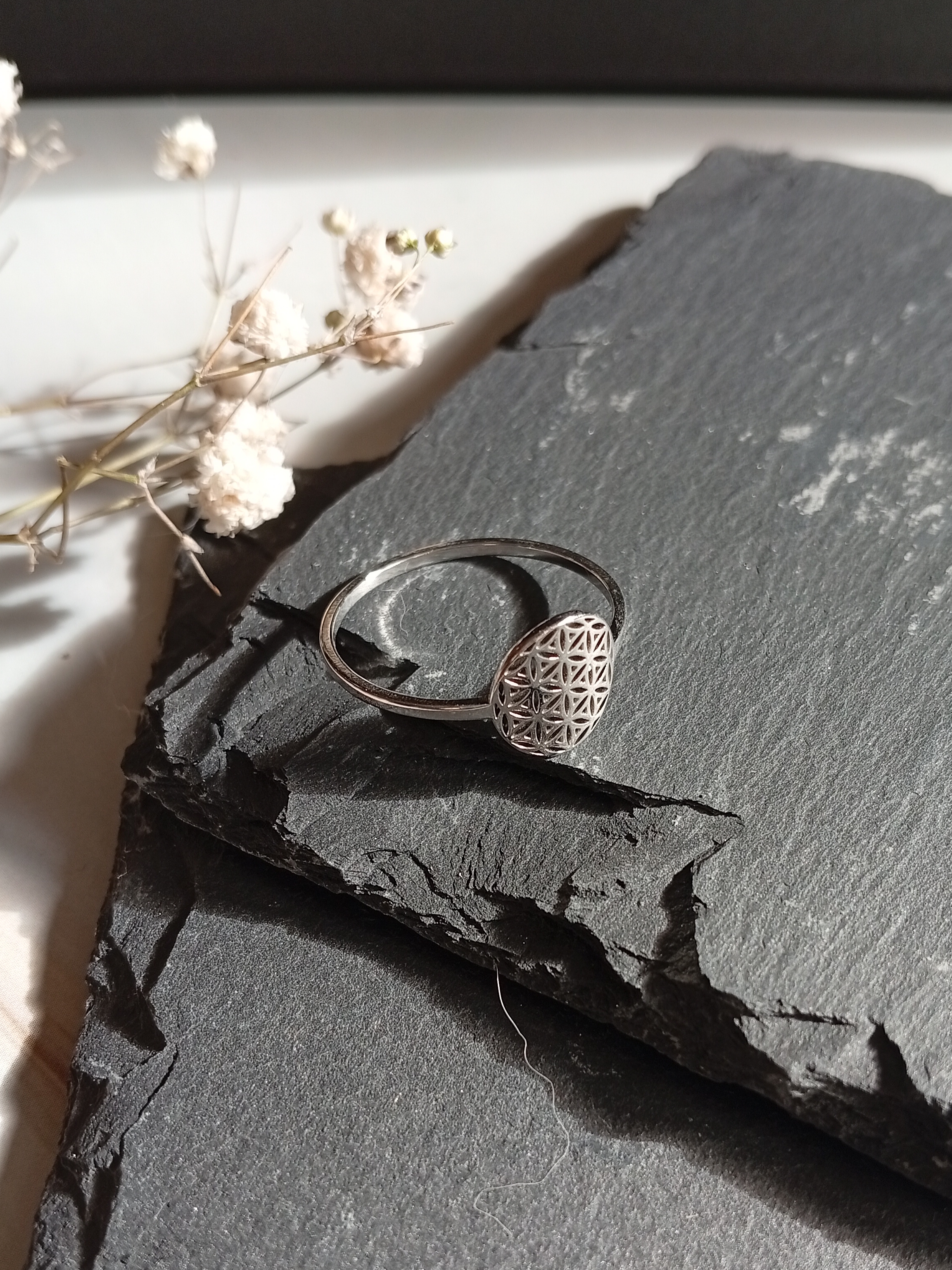 Edelstahl-Ring "Blume des Lebens"