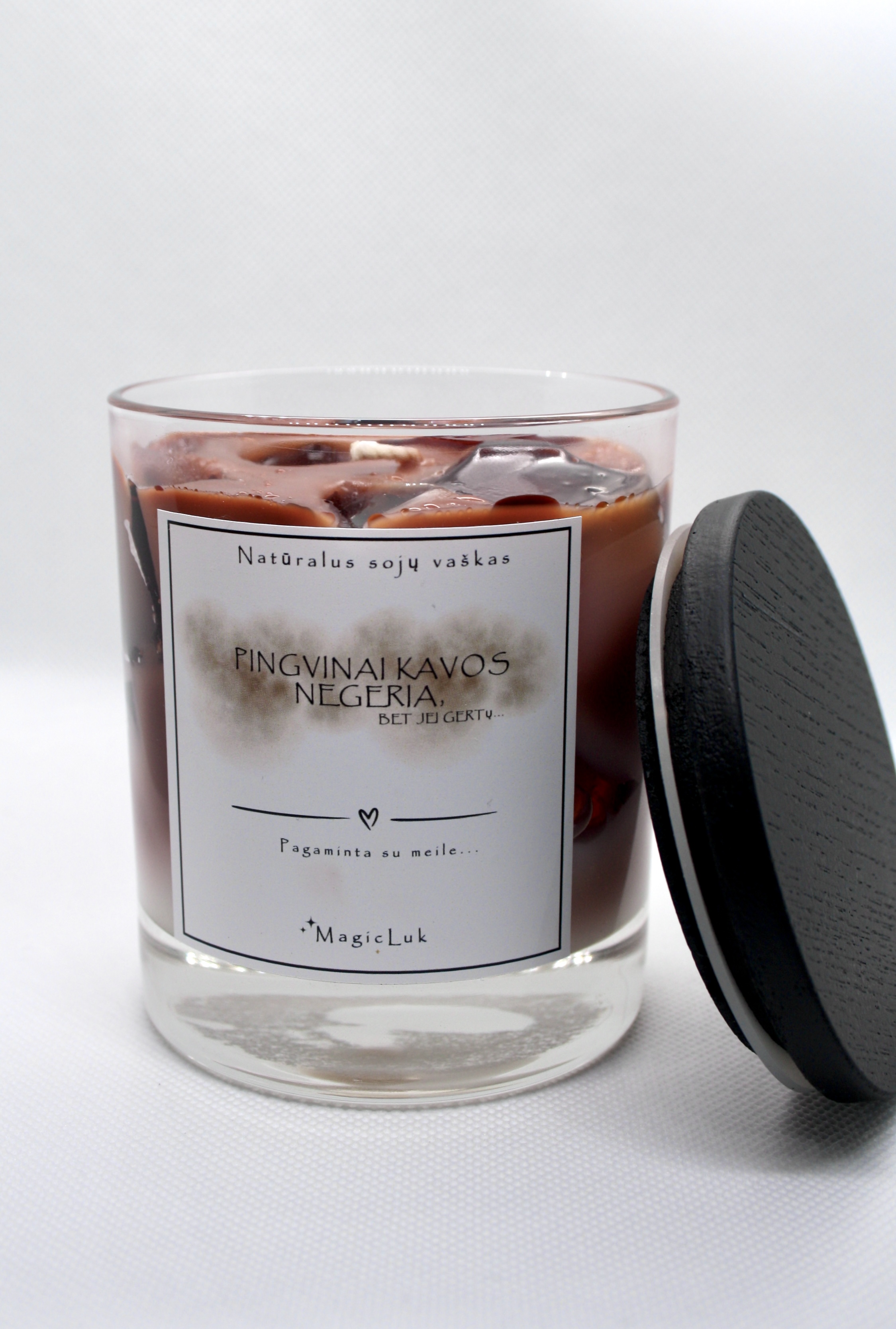 Žvakė - šalta kava