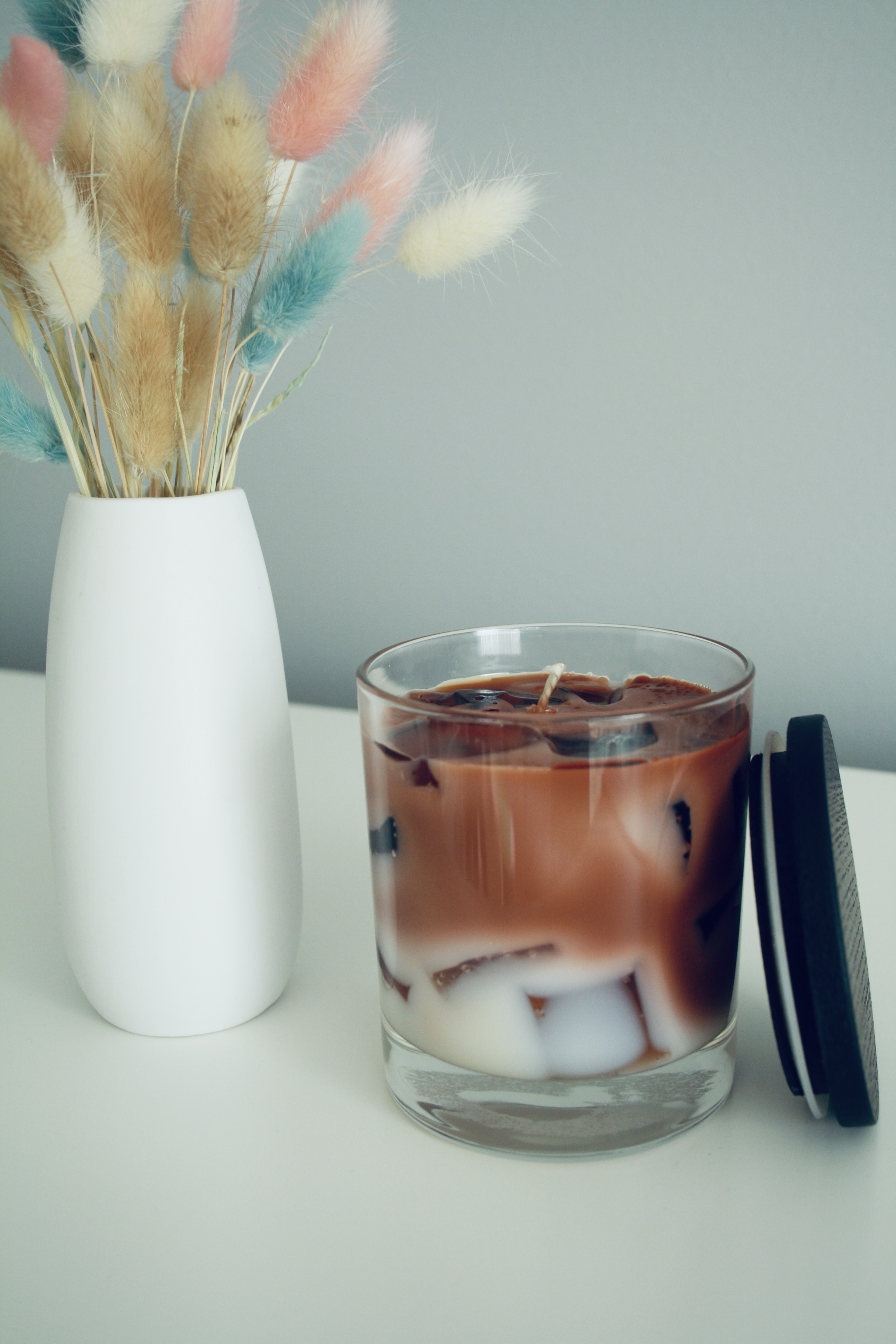 Žvakė - šalta kava