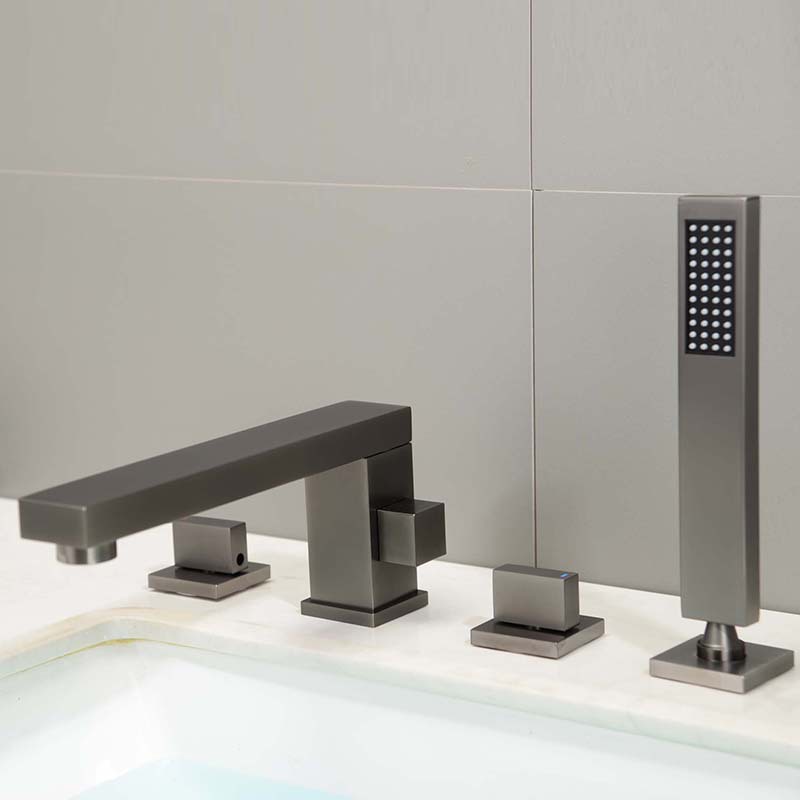 Modern Gold Bathroom Bathtub Faucet Set 