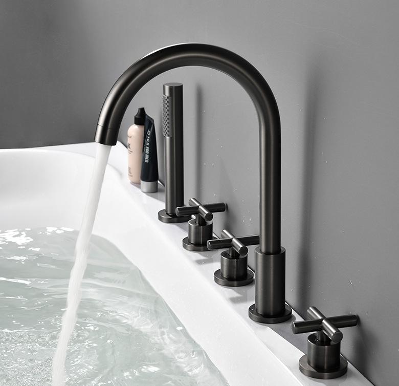 Modern Black Bathtub Faucet Set