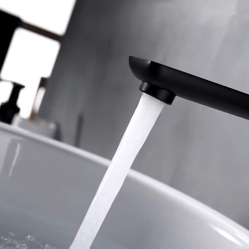 Modern Wall-Mounted Bathroom Faucet