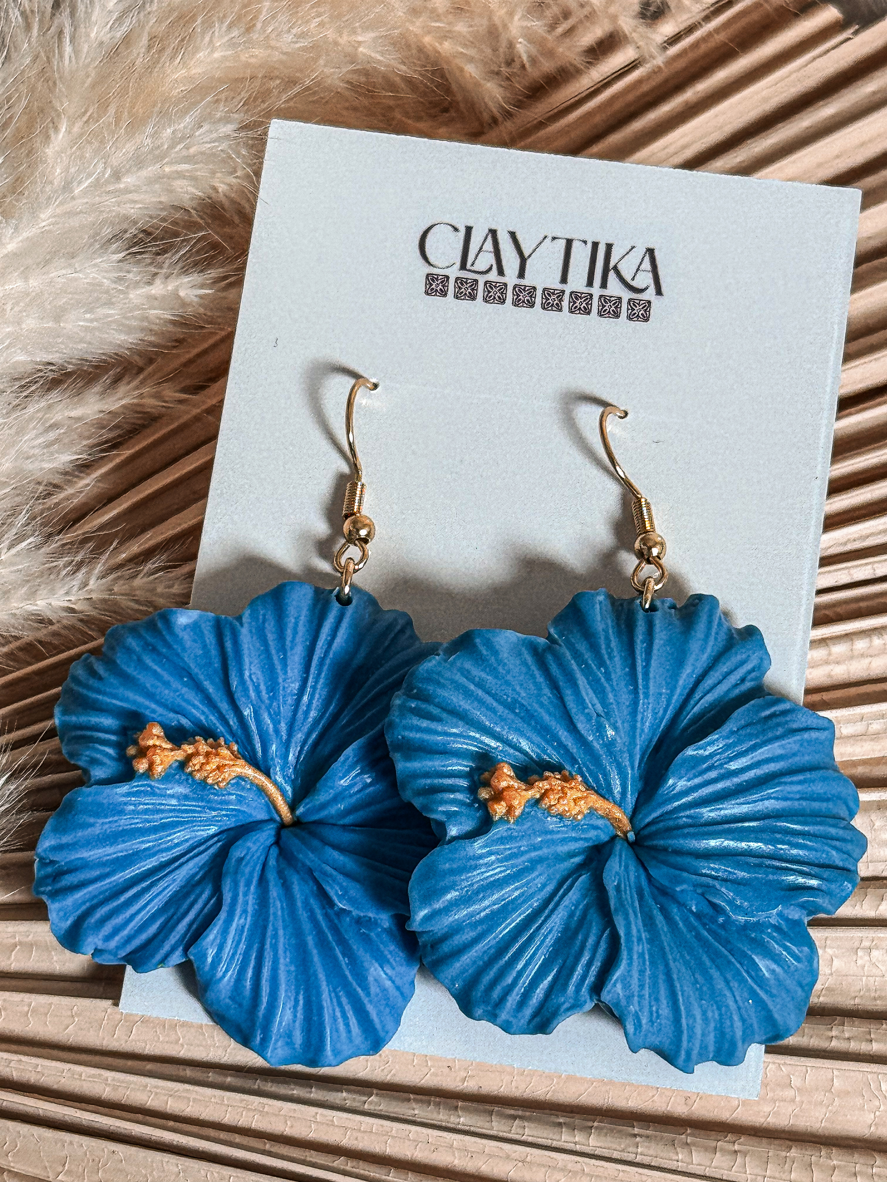 Toloa Hibiscus Earrings
