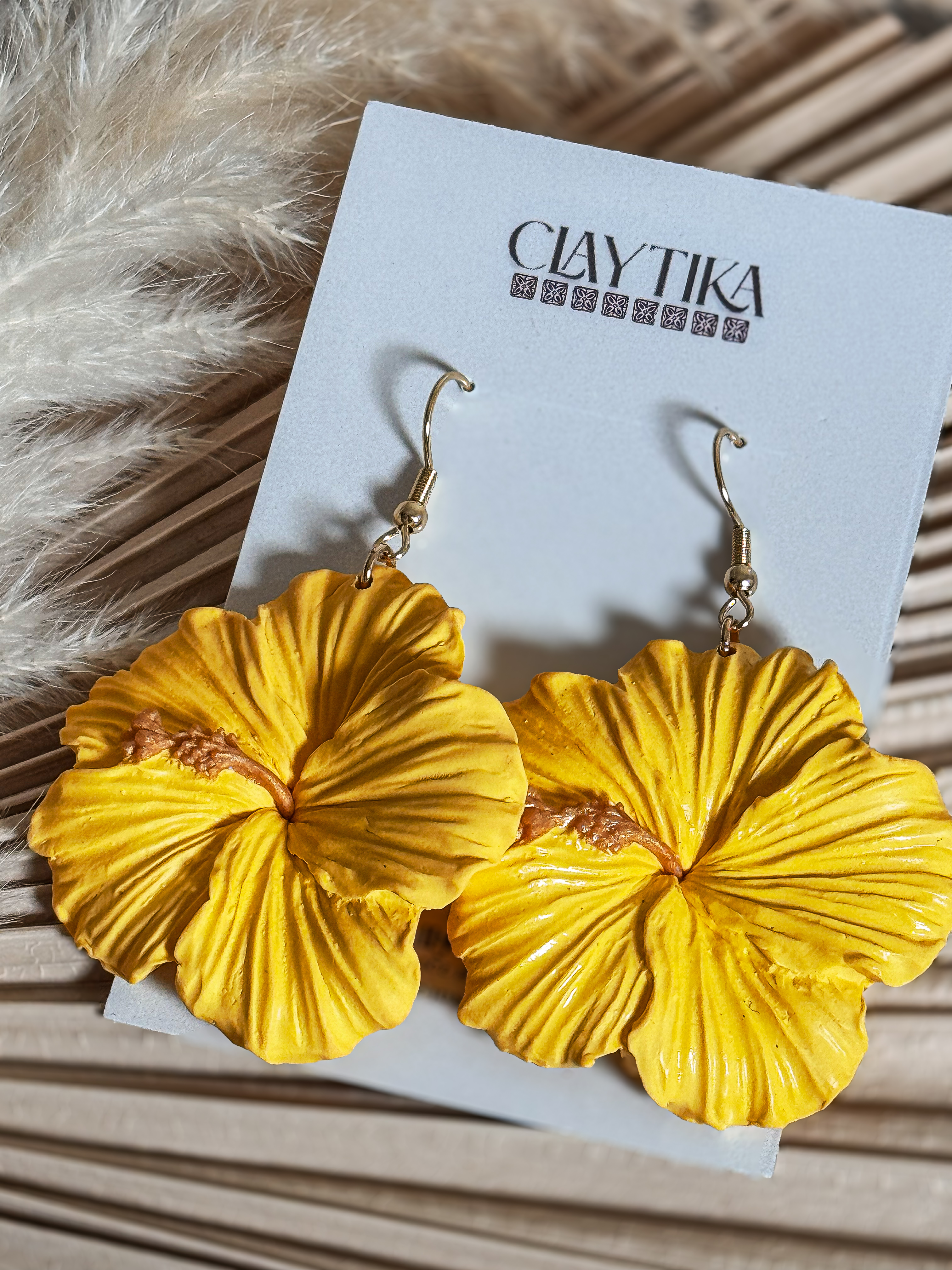 La Malie Hibiscus Earrings