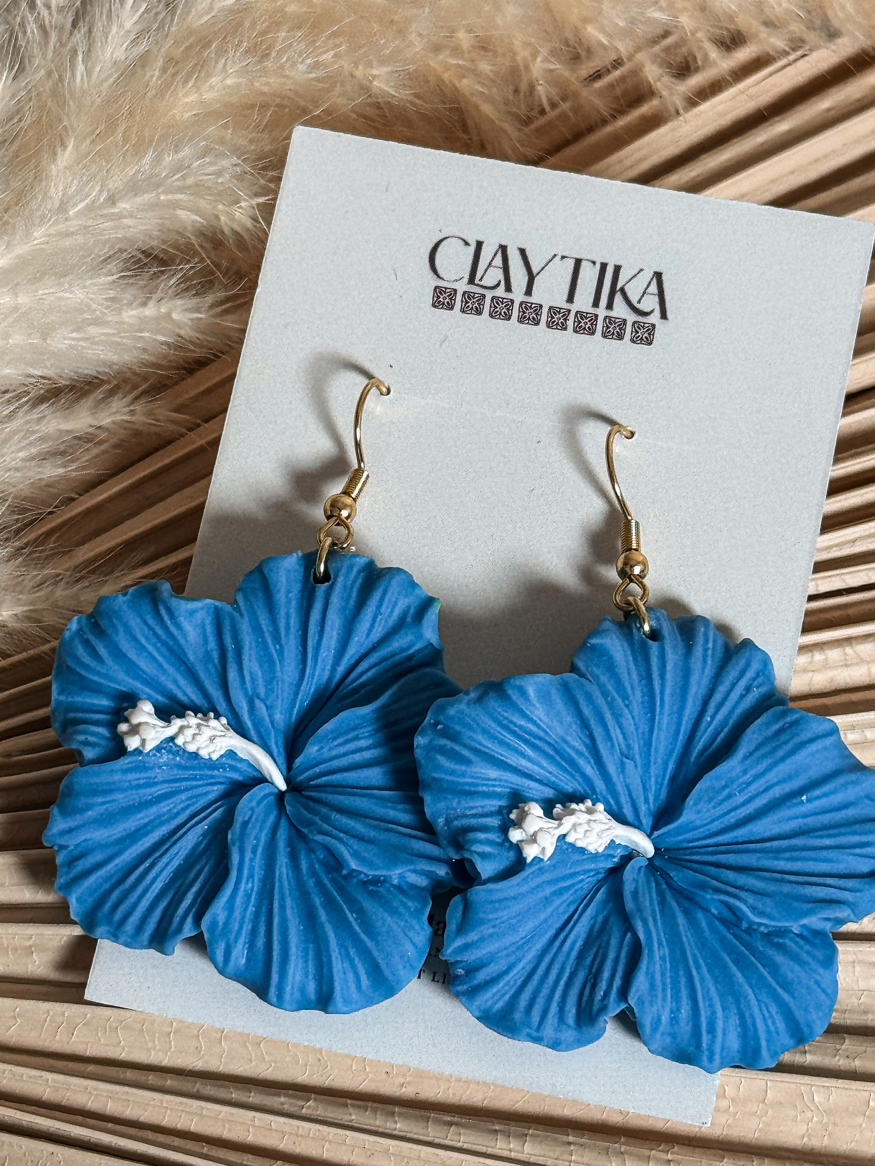 Toloa Hibiscus Earrings