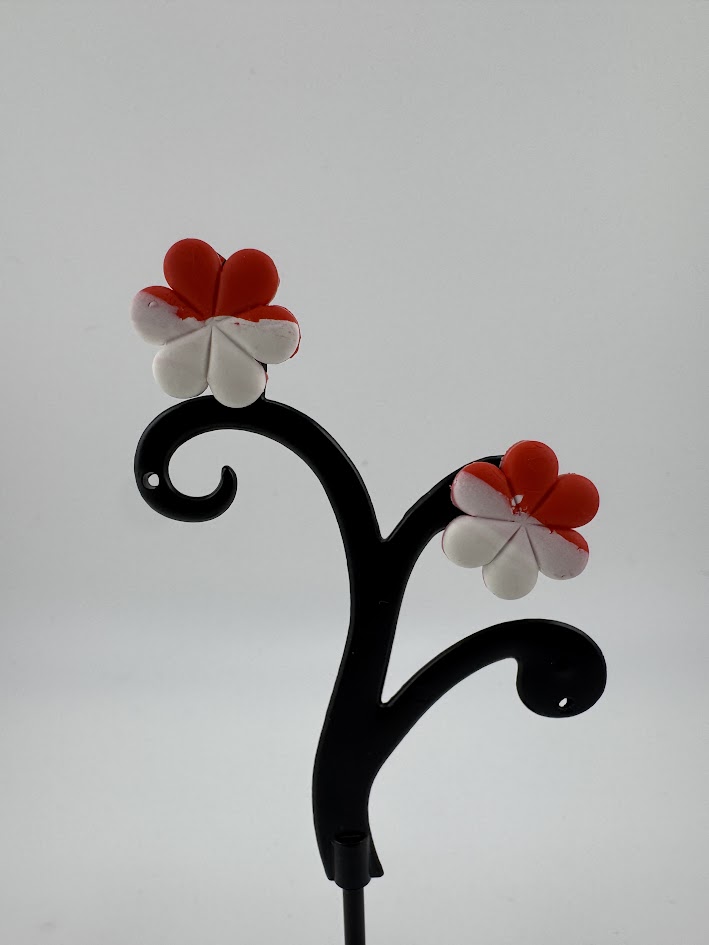 Red and White Flower Stud