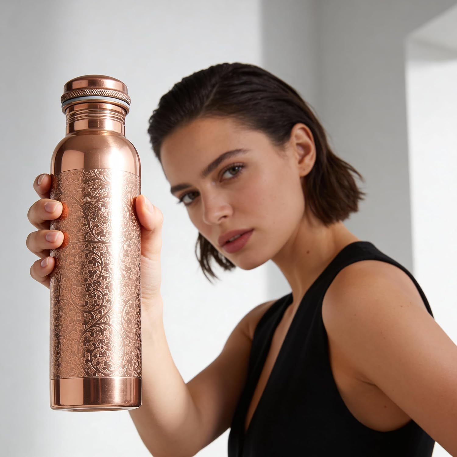 Pure Copper Water Drinking Bottle with Lid and Carry Bag 34oz/1000 ml Leak Proof Vessel Natural Flower Bottle for Ayurveda Health Benefits Office and Travel- Pack of 1