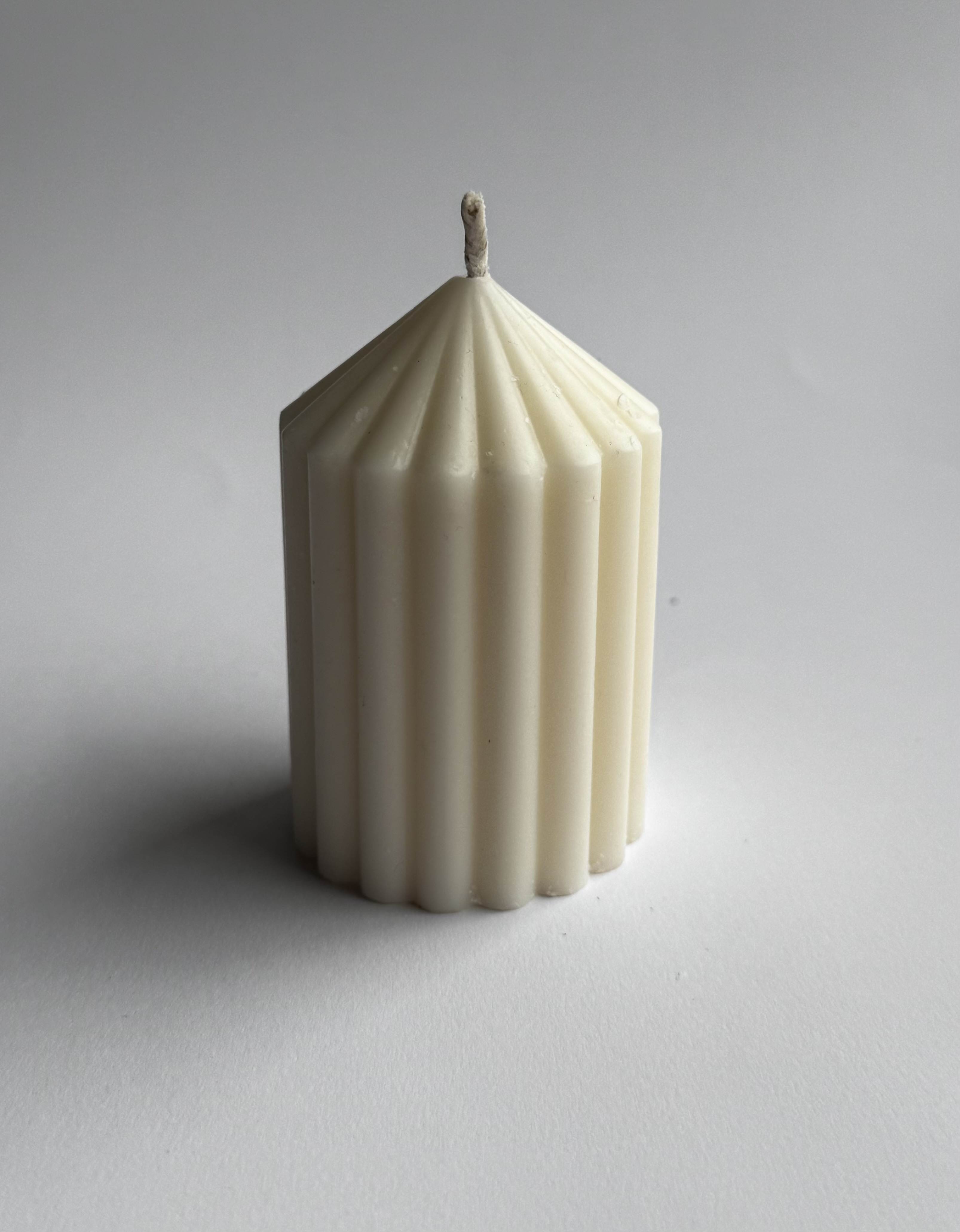 Žvakės pailgos su raštais