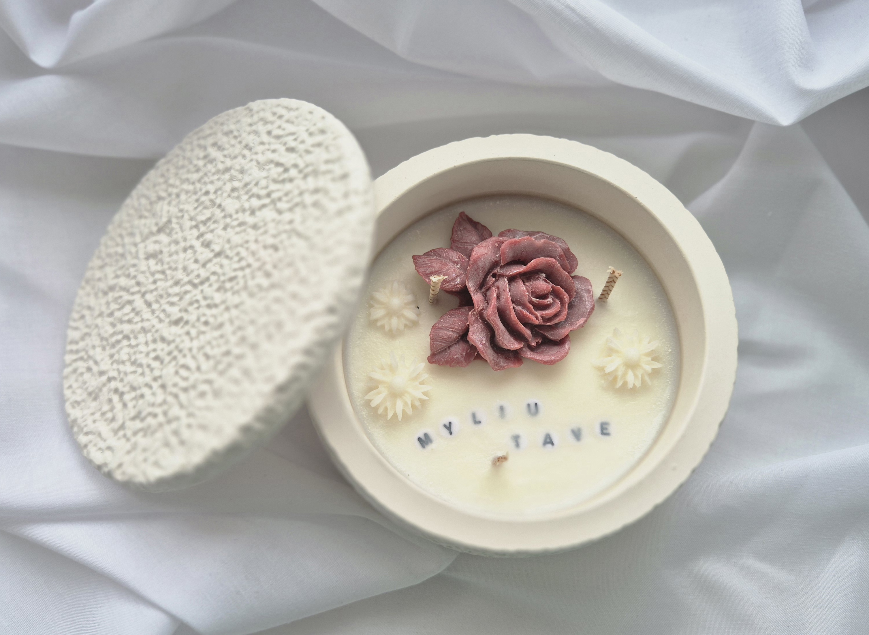 Žvakė Gipso Indelyje - Su Meile