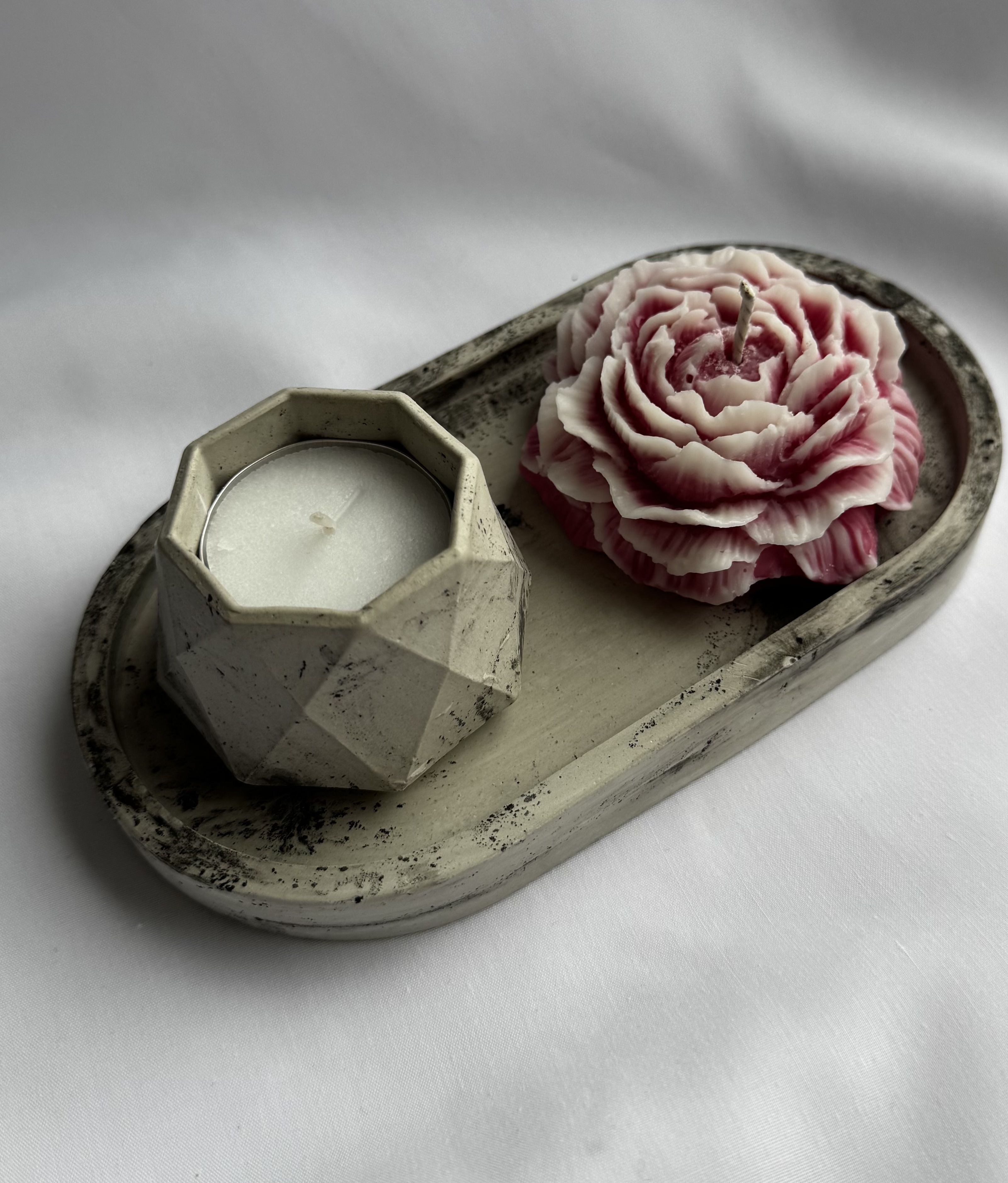 Žvakių rinkinys su bijūnu 