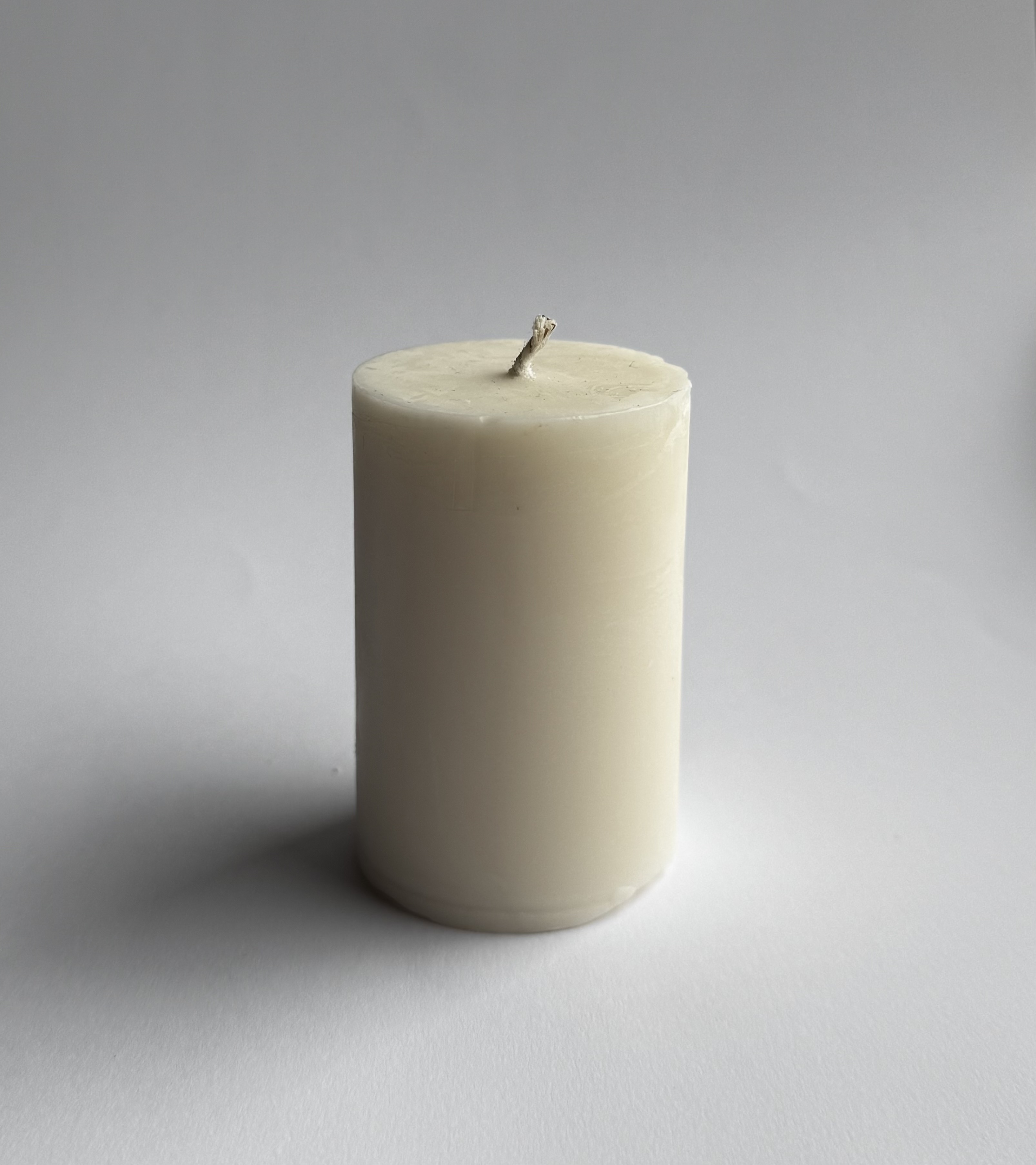 Žvakės pailgos be raštų