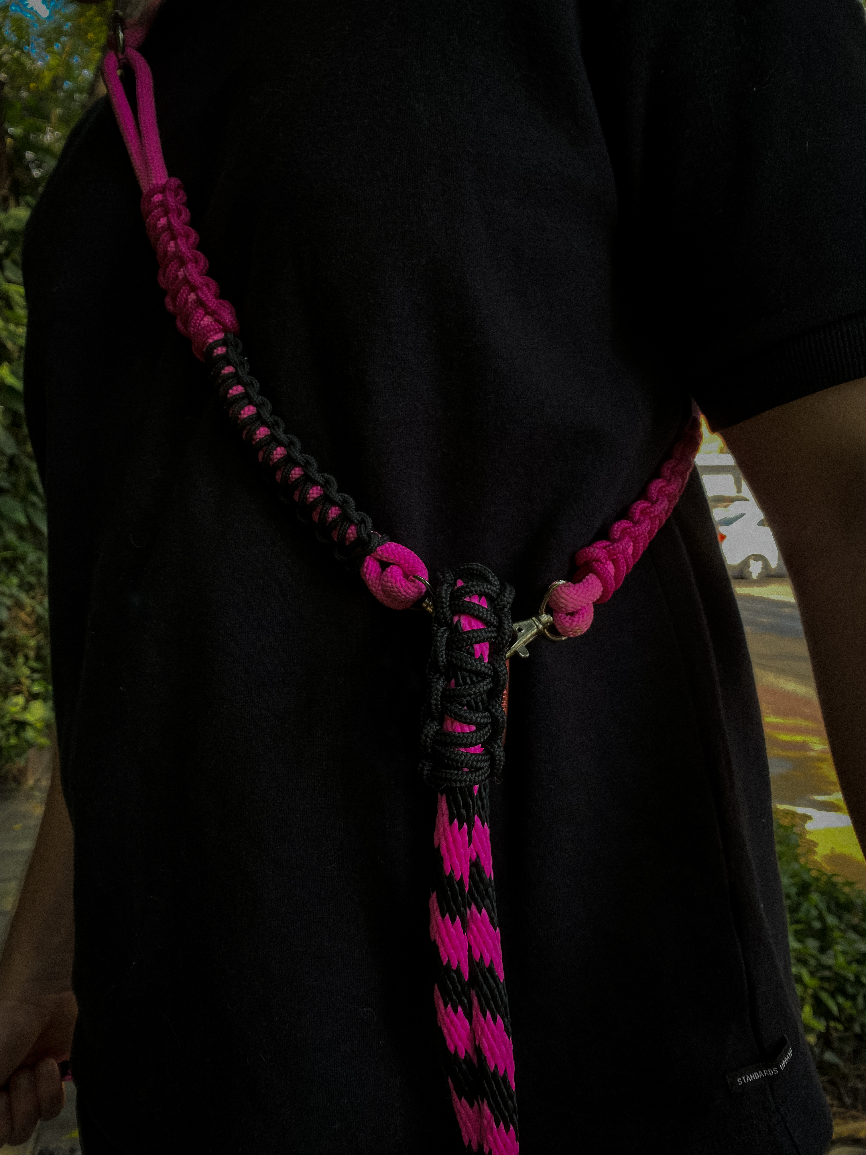 STRUT STRAP