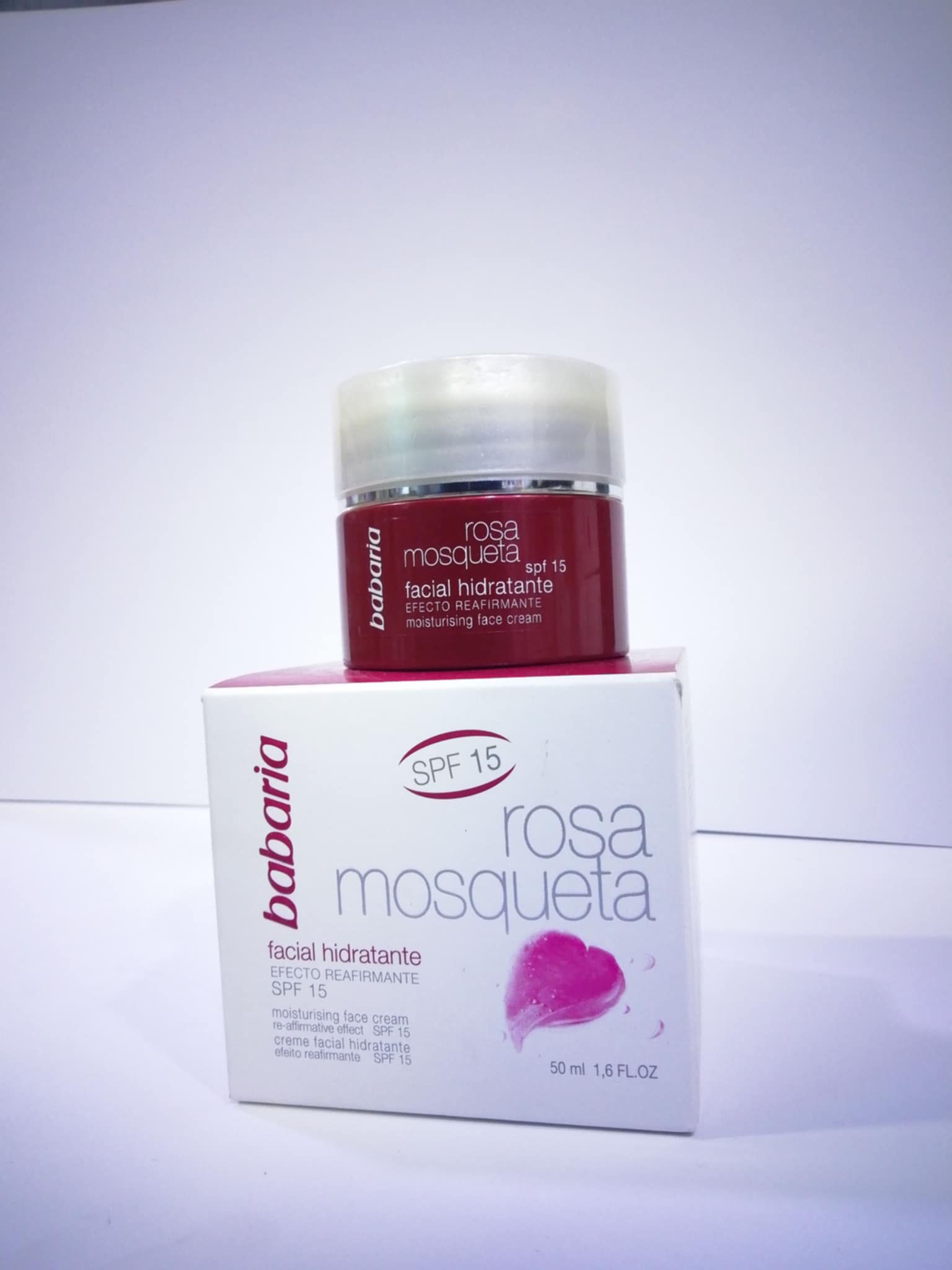 Crème hydratante visage Babaria à la rose musquée SPF 15