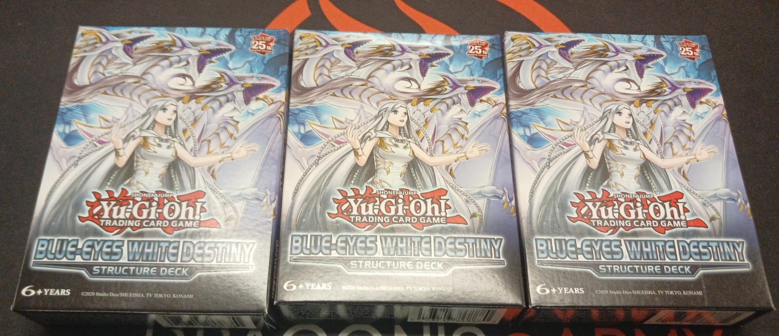 Structure Deck Blue-Eyes White Destiny YuGiOh