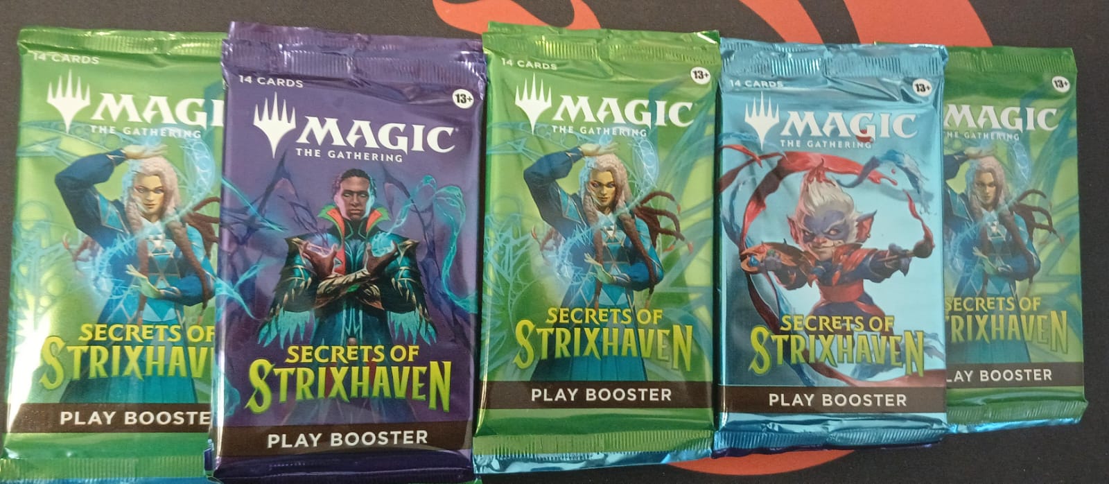 Play Booster Secrets of Strixhaven MTG