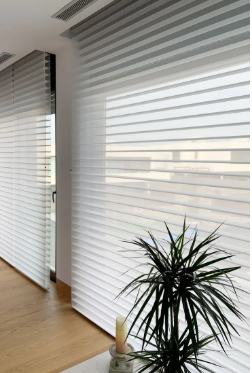 PERSIANA TRIPLE SHADE