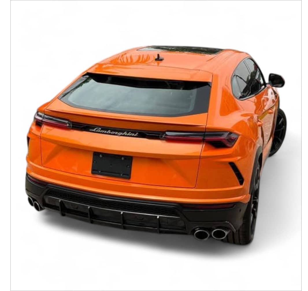 LAMBORGHINI URUS 2021