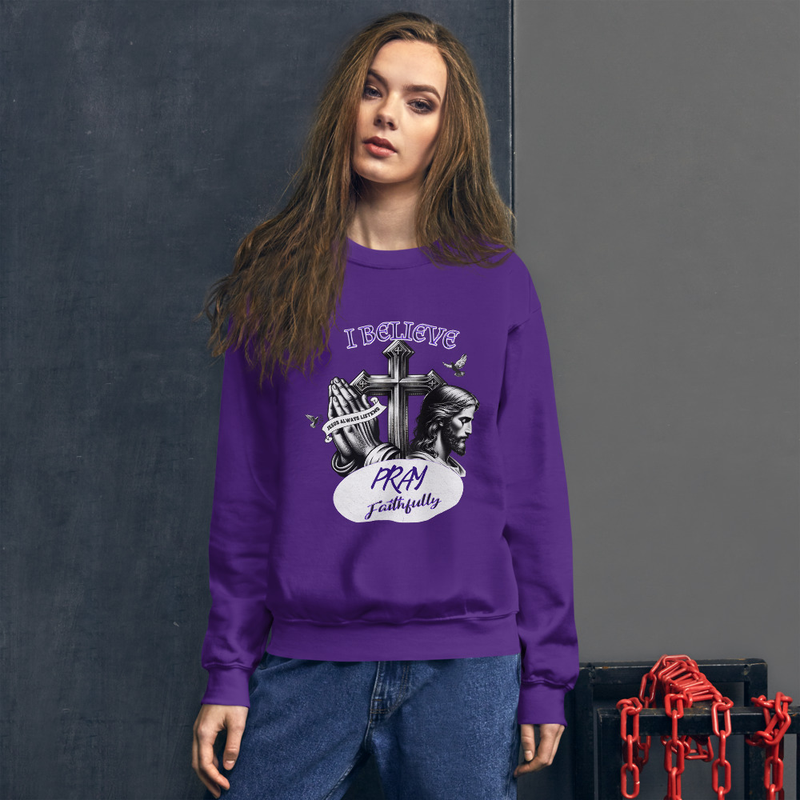 Faithfully Pray Graphic Sweatshirt