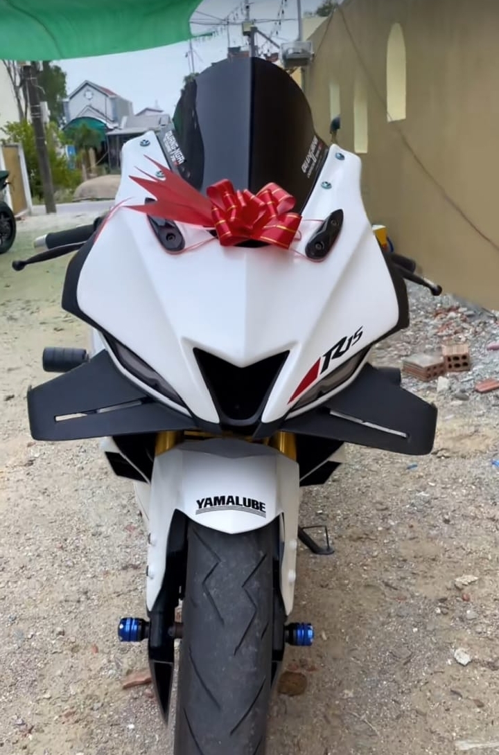 Winglet / Aileron Yamaha R15 V3 