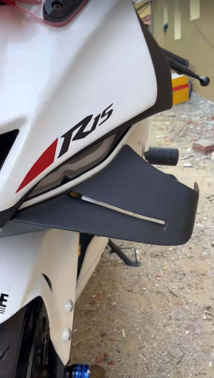 Winglet / Aileron Yamaha R15 V3 