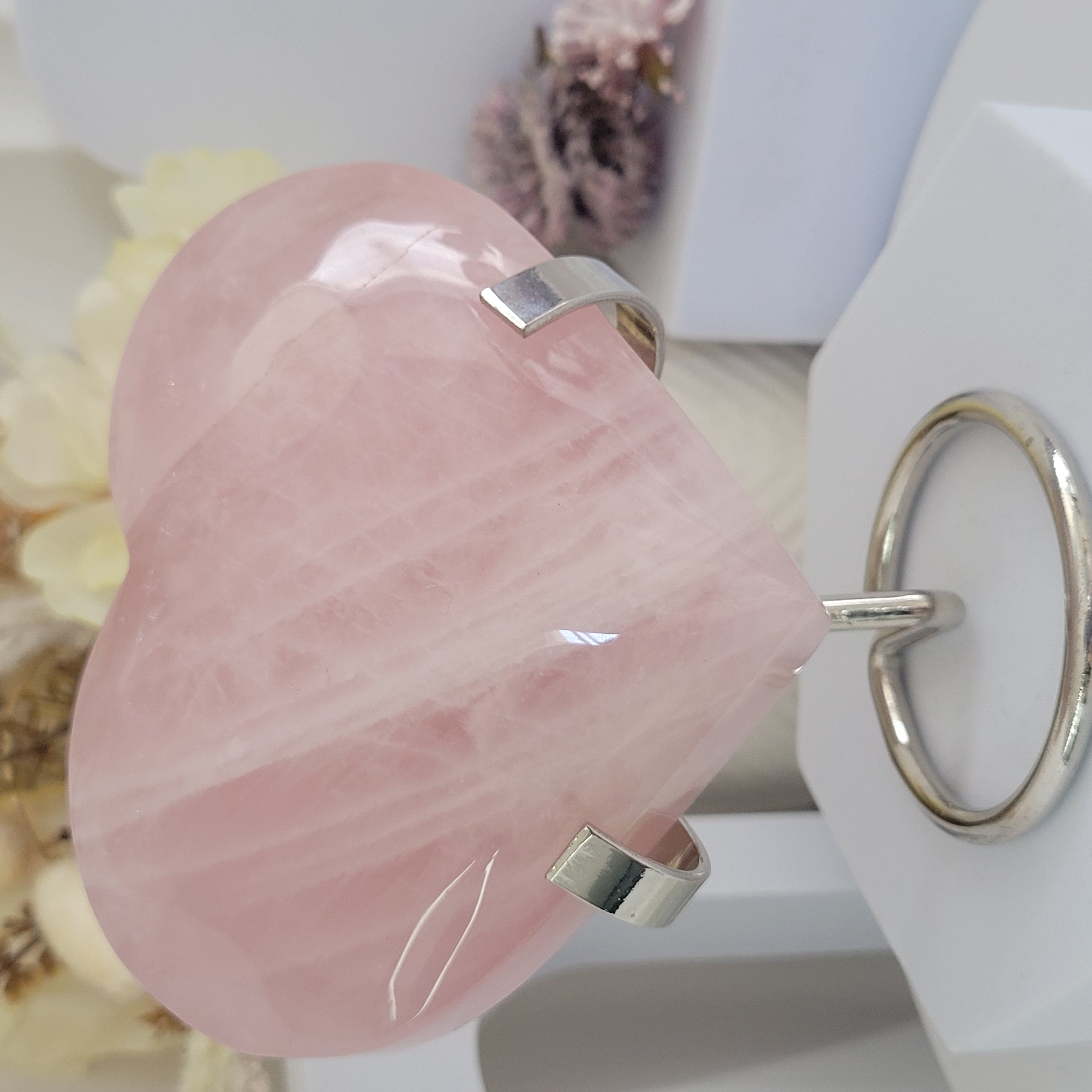 Large Rosequartz Puff Heart + Stand