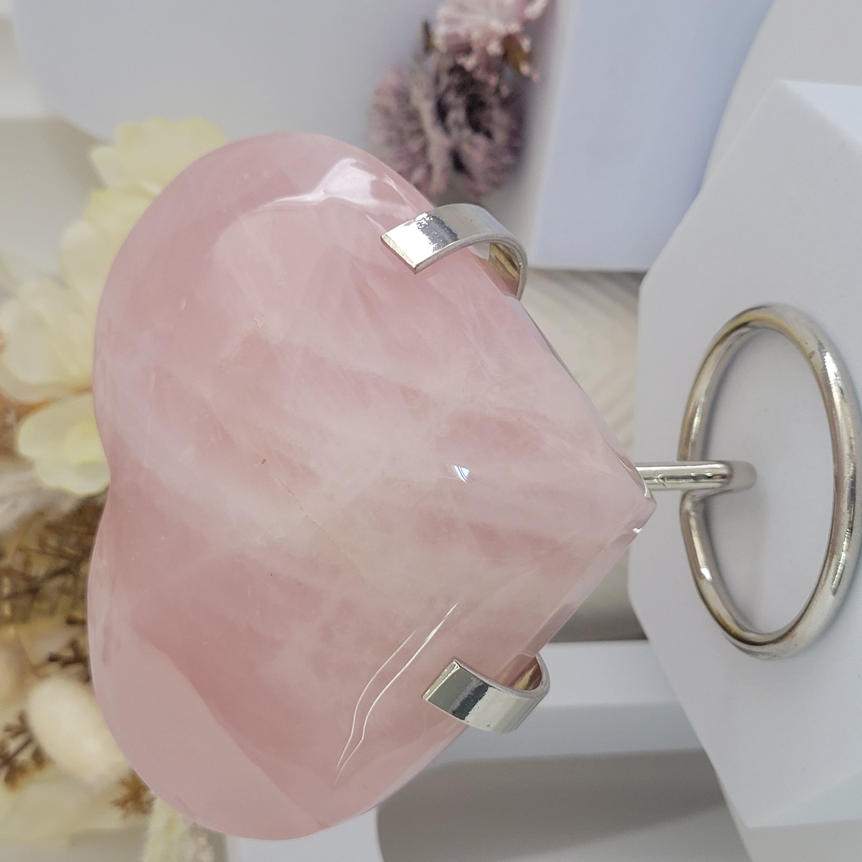 Large Rosequartz Puff Heart + Stand