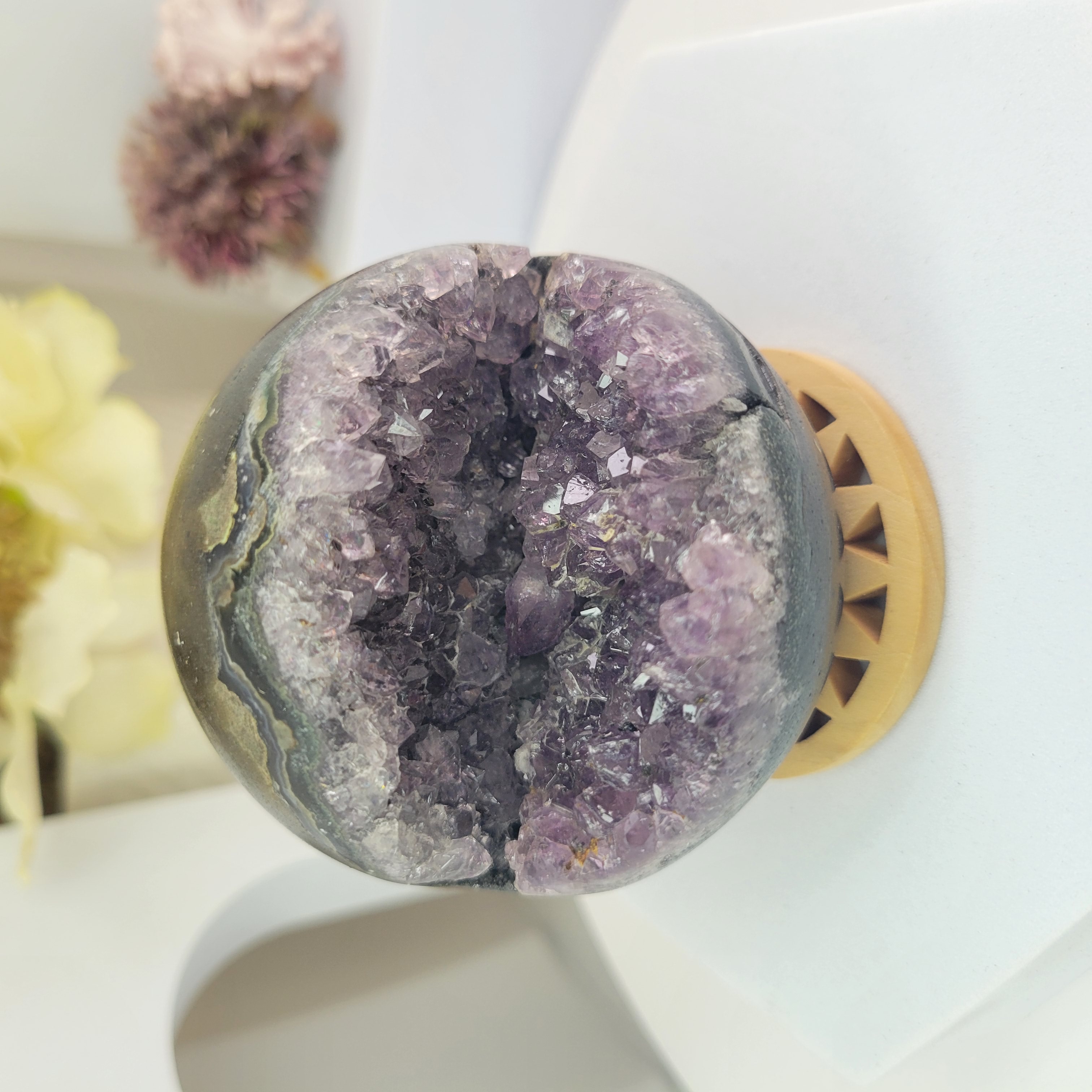 6.5cm Amethyst Agate sphere