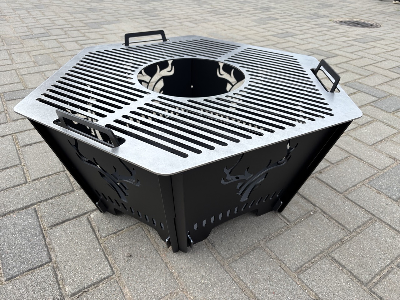 Foldable Fire Pit “Iron Deer”