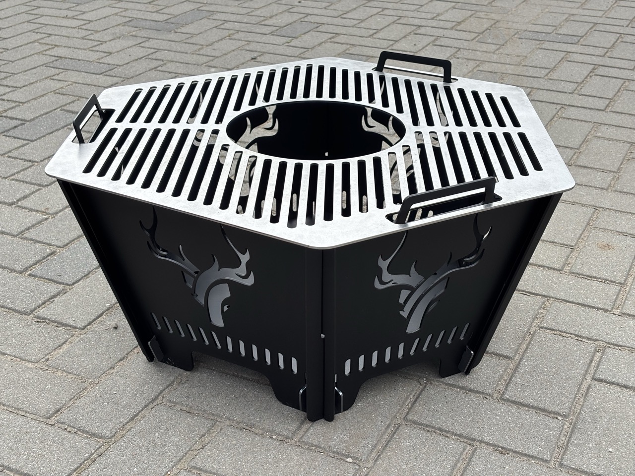 Foldable Fire Pit “Iron Deer”