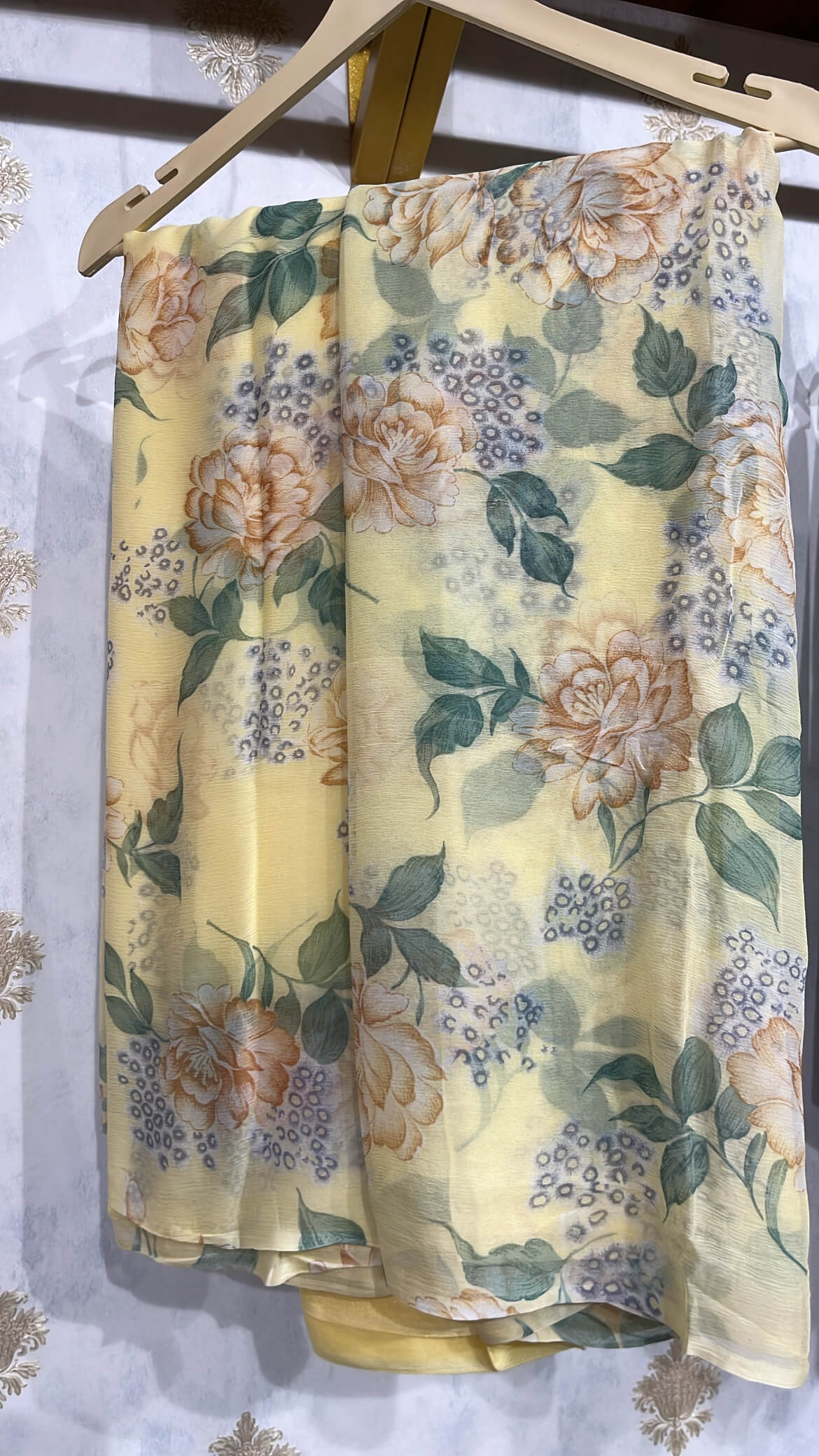 Floral Print Chiffon Unstitched Suit