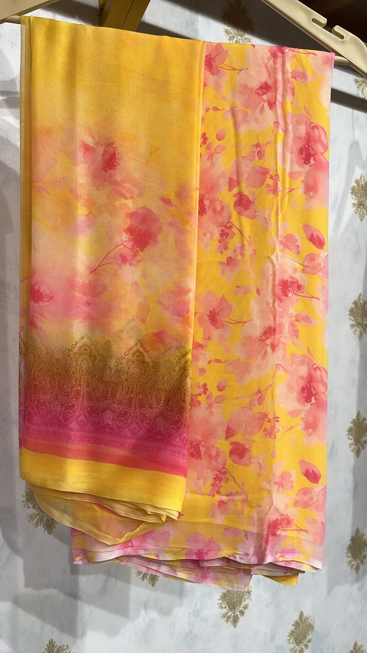 Floral Print Chiffon Unstitched Suit