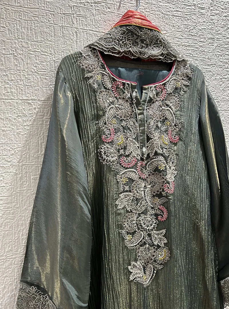 Embroidered Crush Tissue Suit