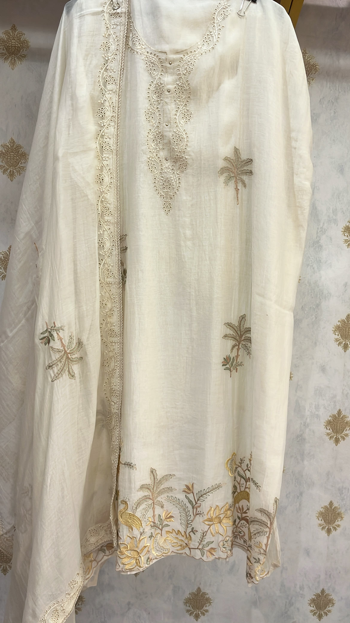 Embroidered Off - White Pure Mul Cotton Suit