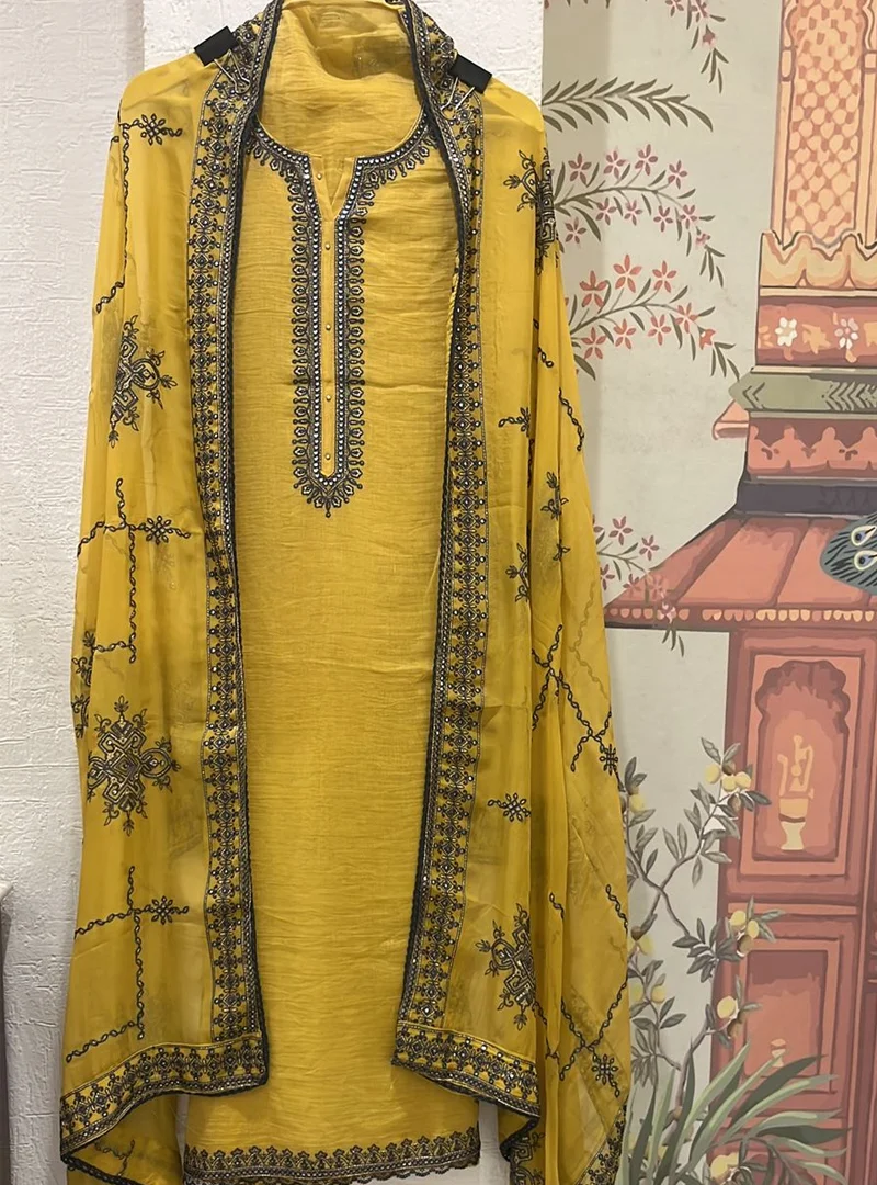 Peach Embroidered Mul Cotton Suit