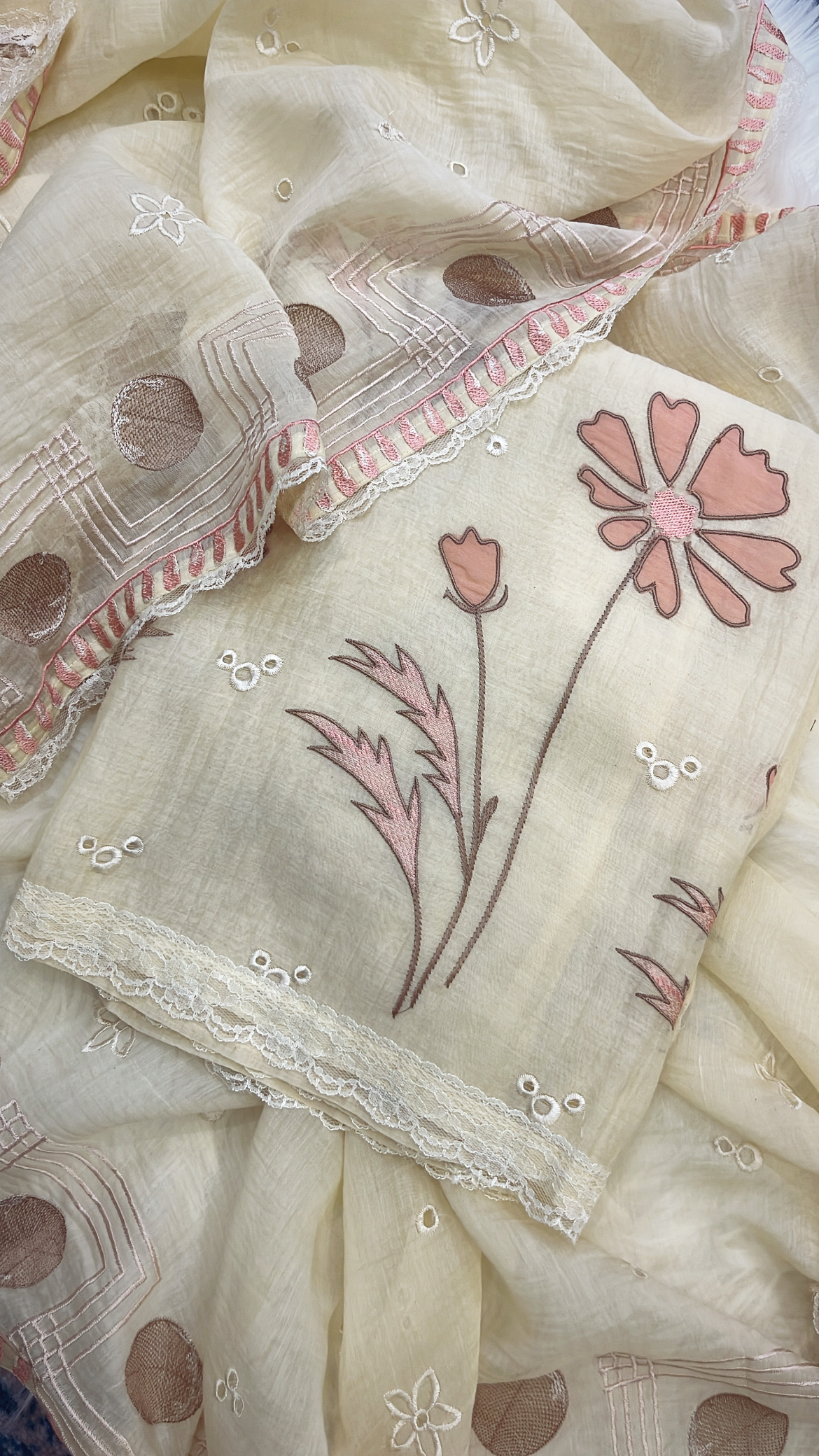 Applique Floral Pure Mul Cotton Suit