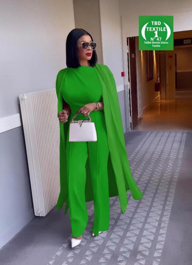 Scarlet Sovereign 3in1 Turkey wear XL $80