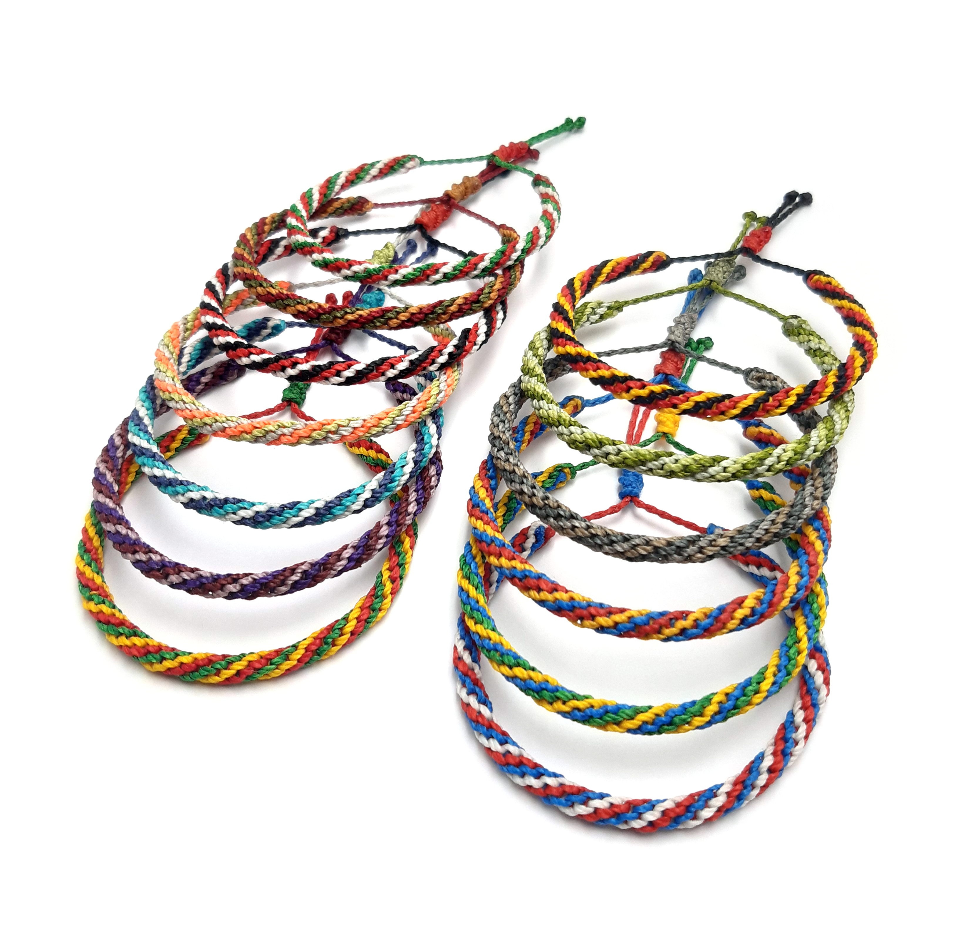 Bracelet Trois Couleurs Modèle Triple Spirale Avec 60 Nuances Au Choix Tissé Main & Nœud Personnalisable