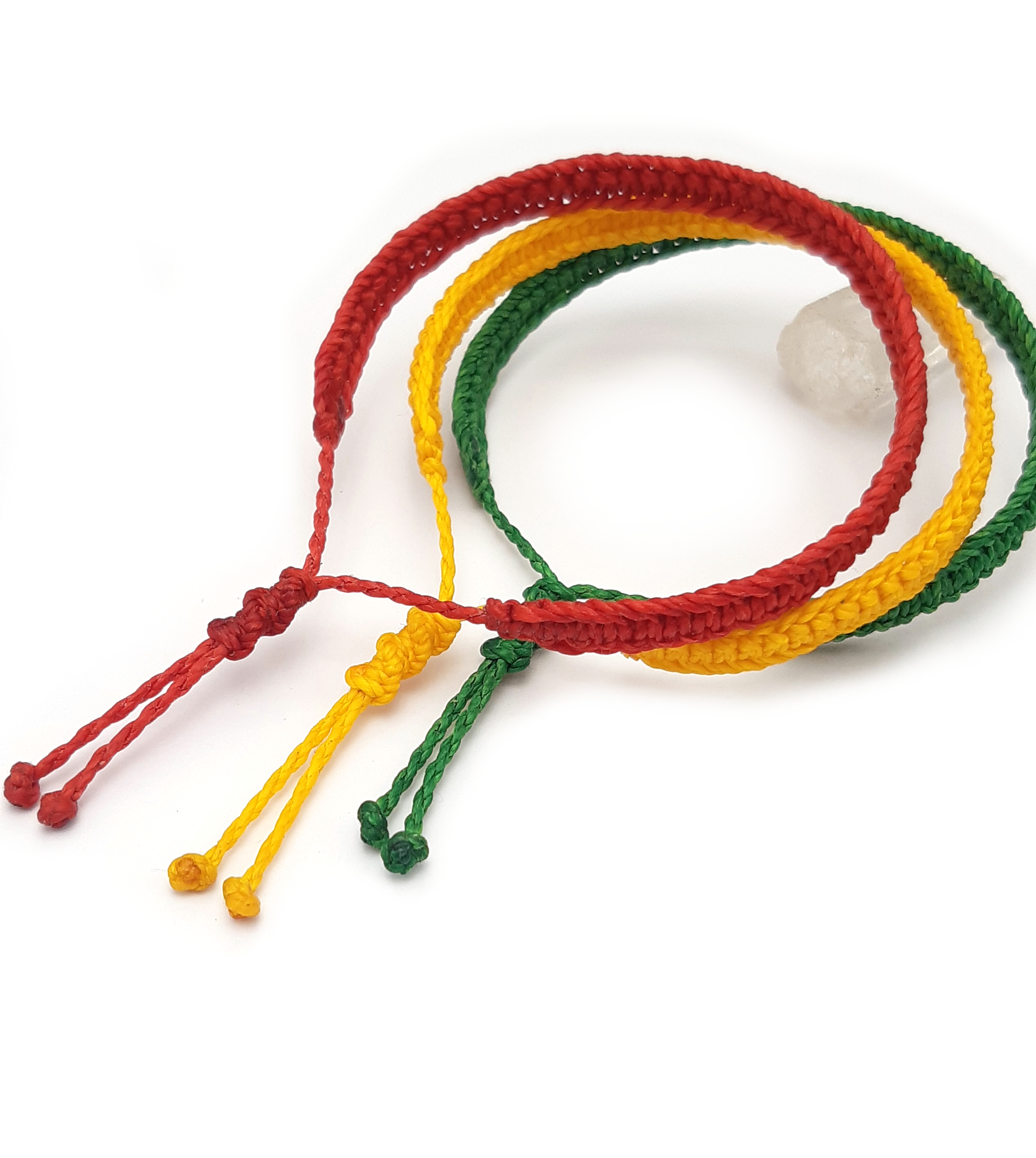  X3 Bracelets Vert Jaune & Rouge Modèle Plat Tissé Main. Ajustables & Résistants à l'eau. Couleur Drapeau Cameroun Bolivie Lituanie Ghana Mali.