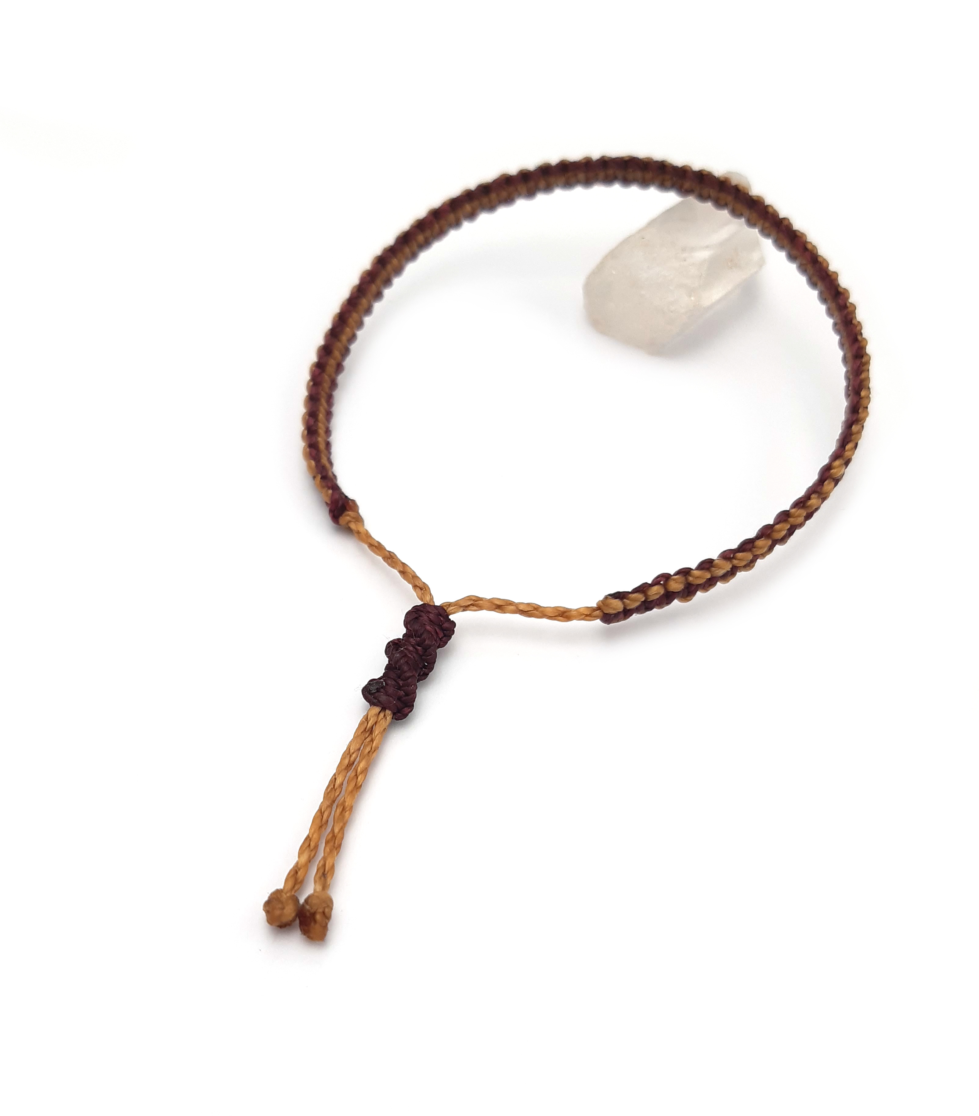 Bracelet Prune & Marron Clair Modèle Fin Tissé Main Avec Du Fil Ciré. Ajustable & Résistant à l'eau.