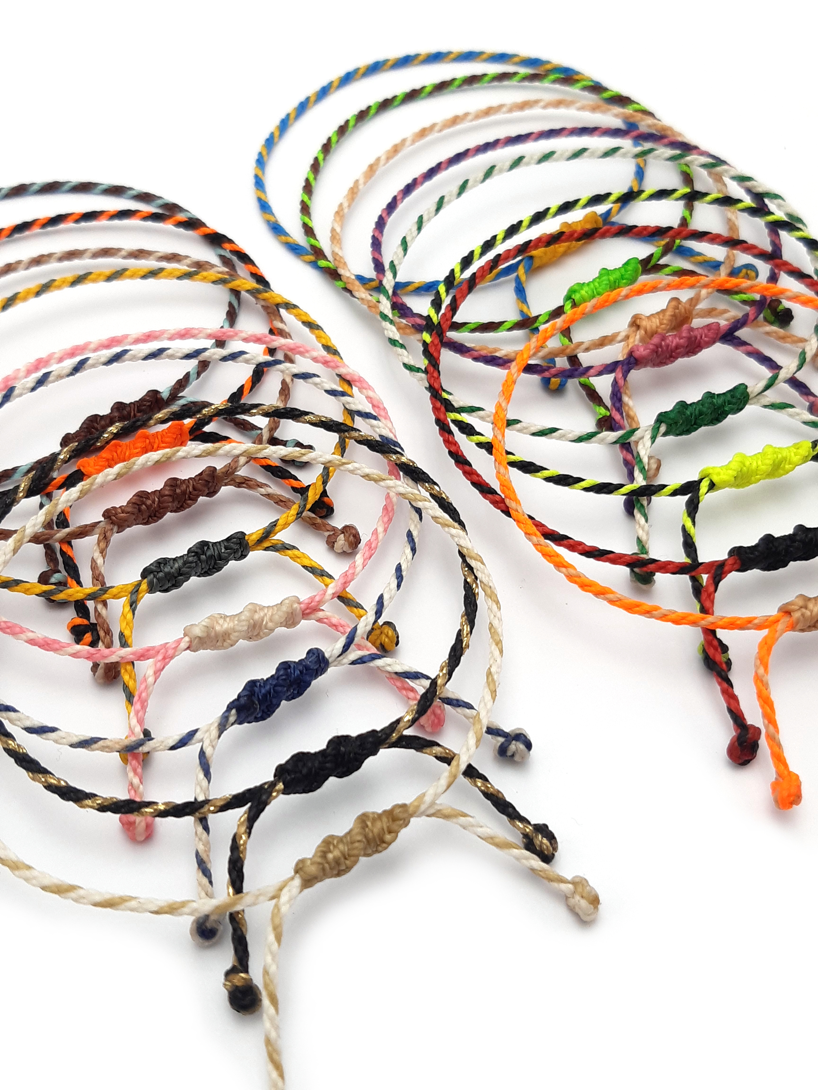 Bracelet Deux Couleurs Modèle Corde Avec 60 Nuances Au Choix Tissé Main & Un Nœud Personnalisable