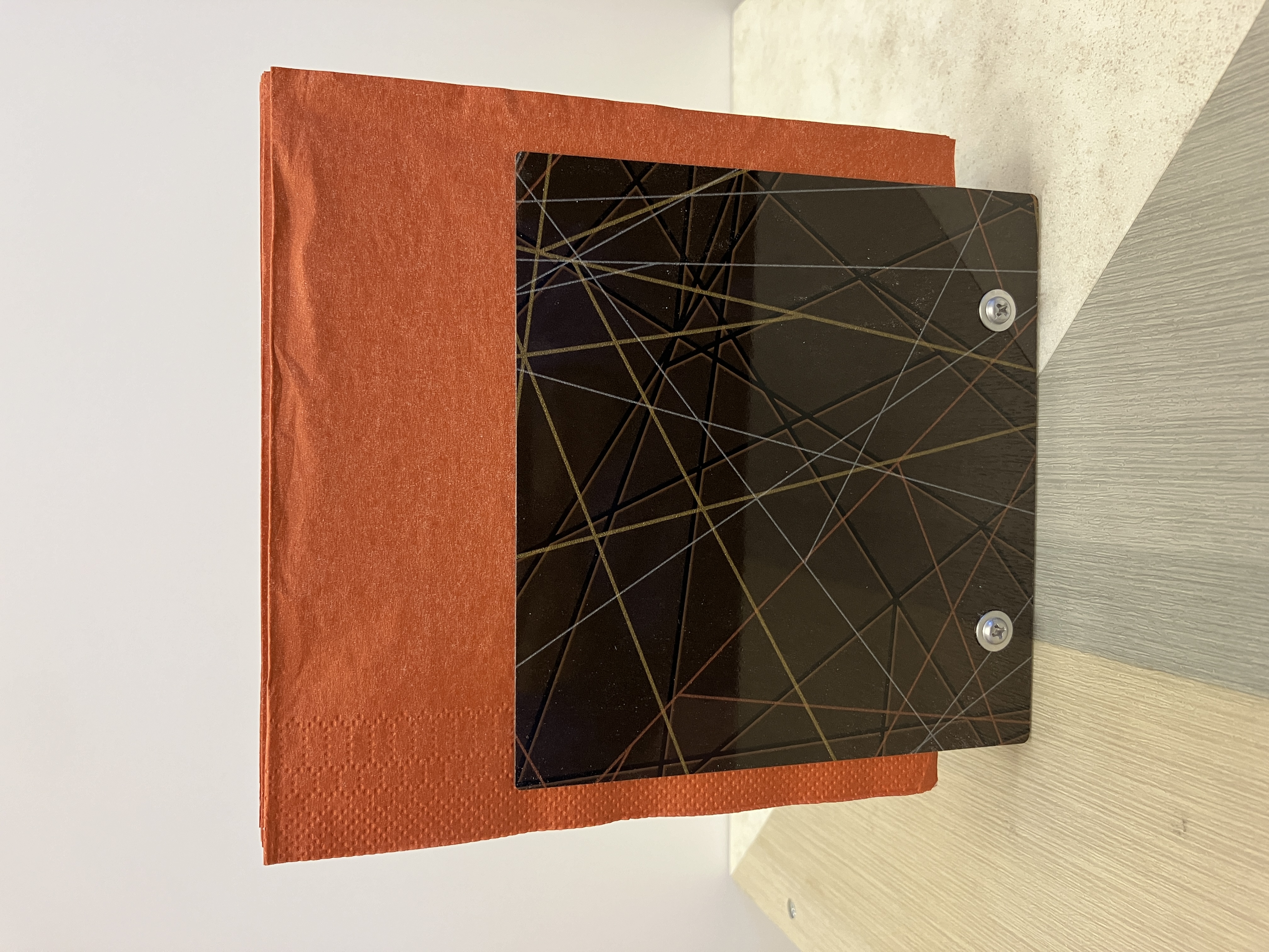 Geometric Lines Multi Holder