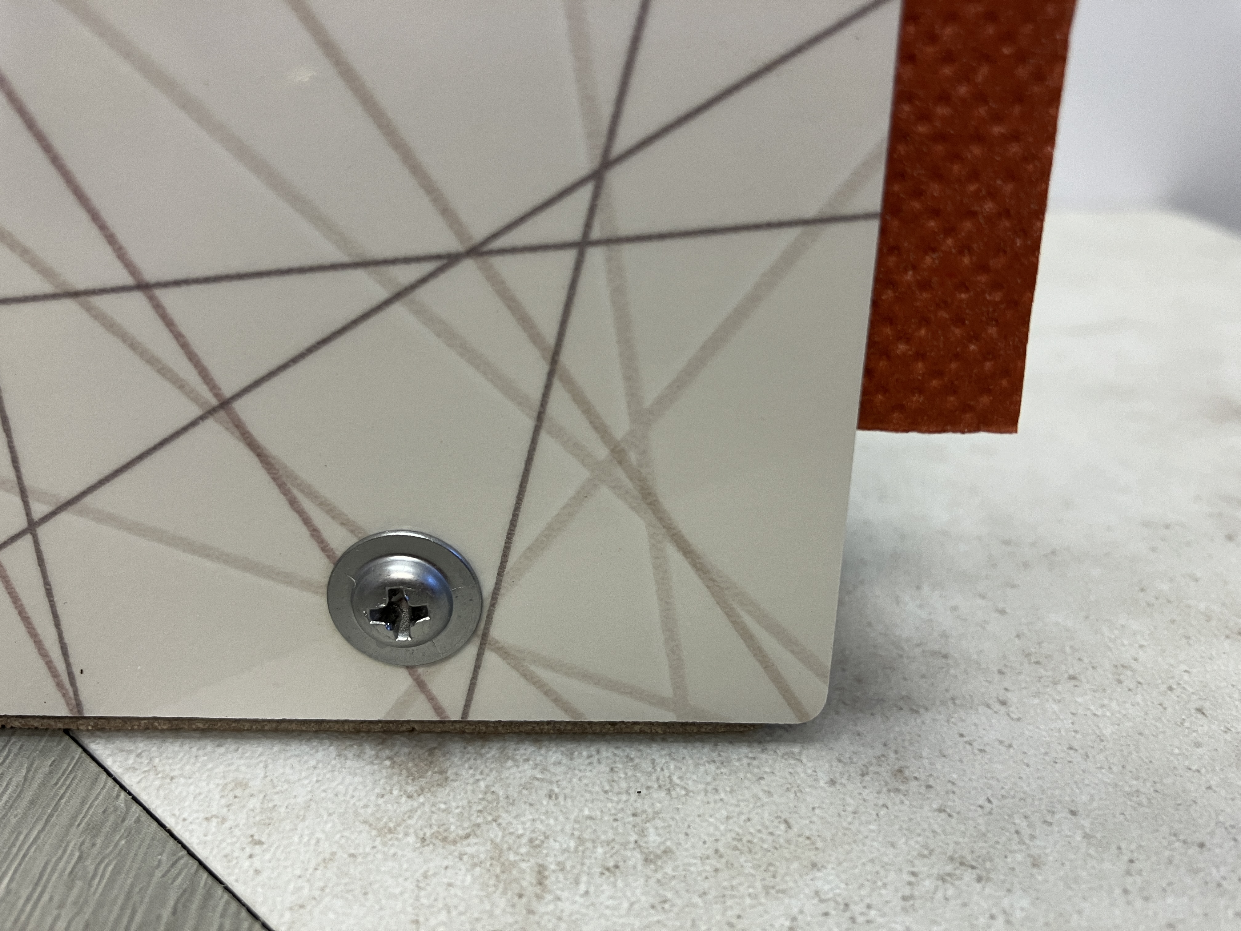 Geometric Lines Multi Holder