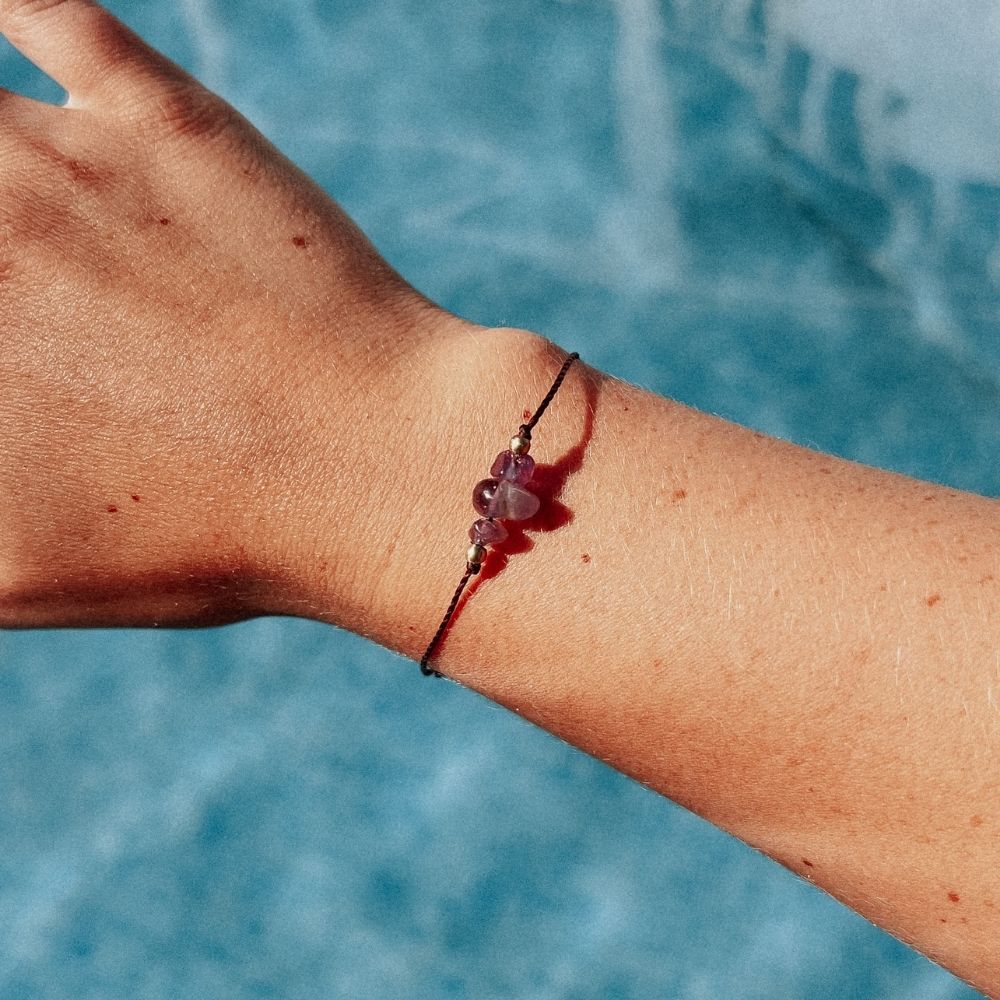 schlichtes Edelsteinarmband