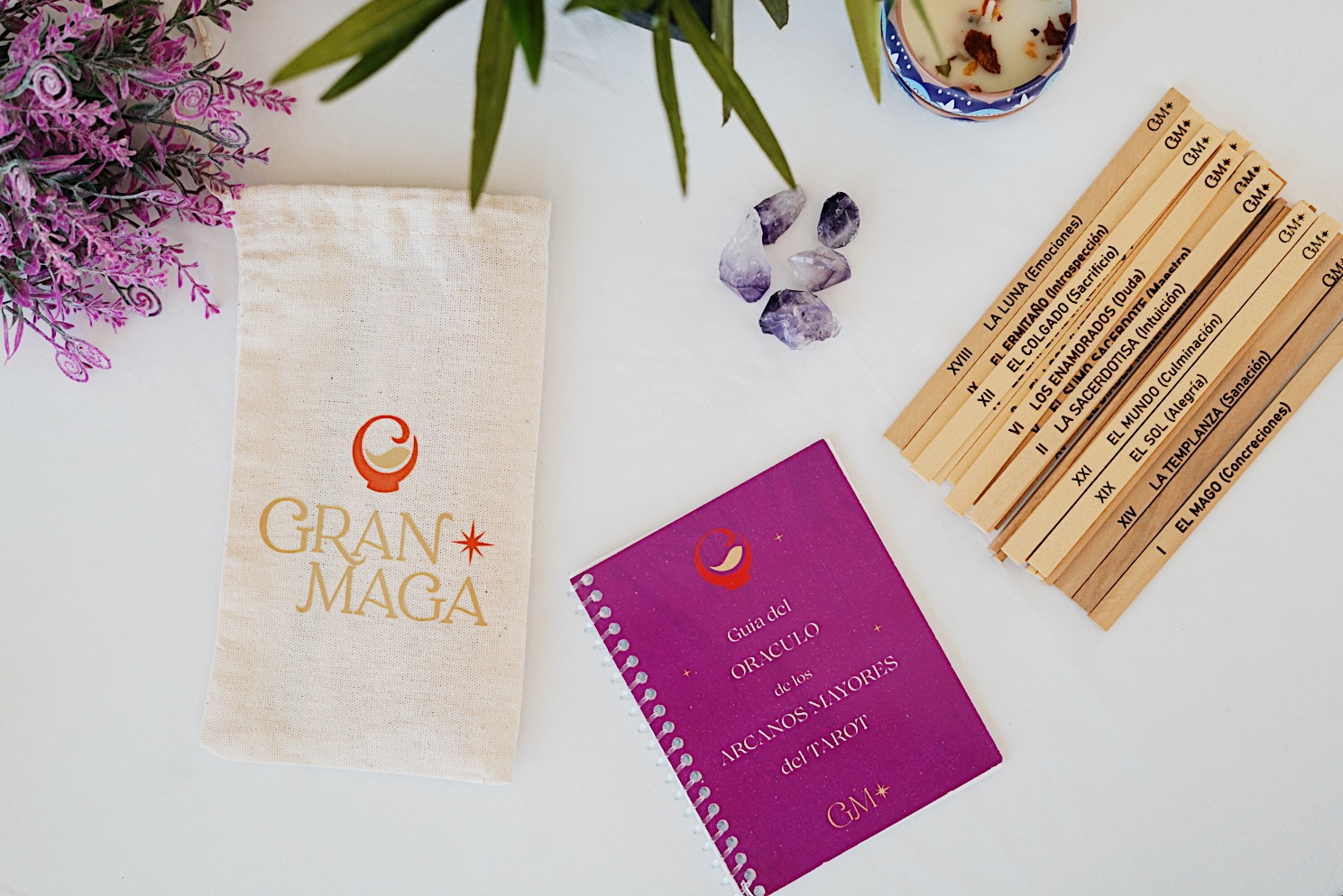 Oráculo de los Arcanos Mayores del Tarot 