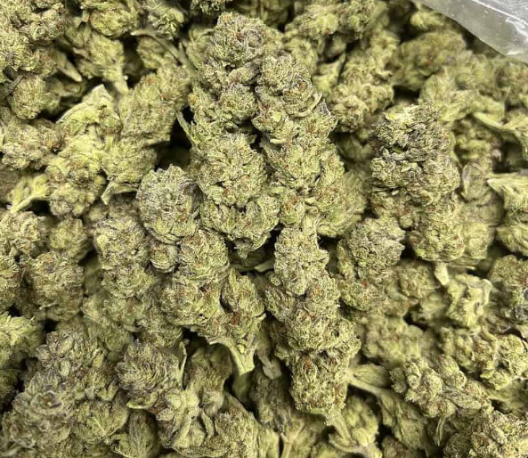 Super Boof THCa Flower 3.5