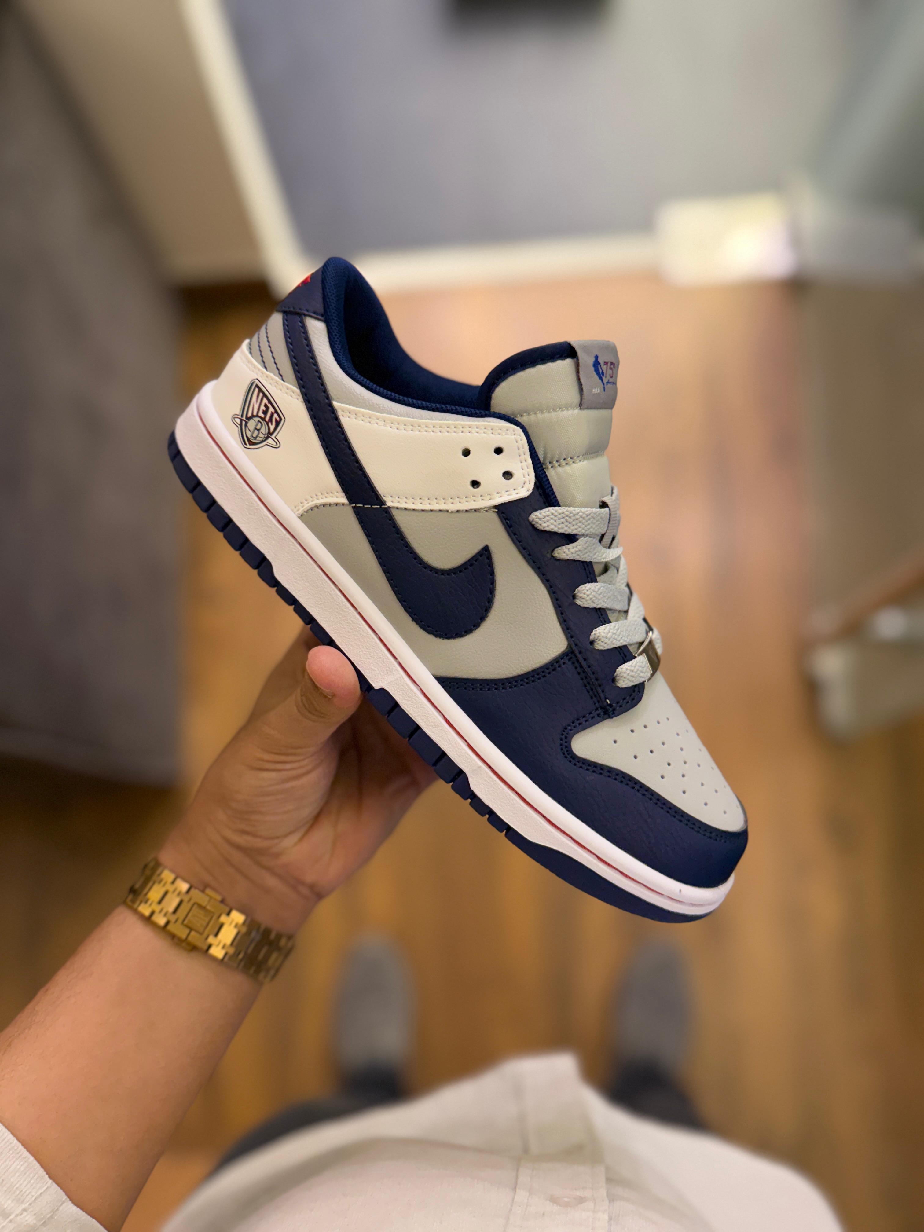 Nike Dunk Low Retro Sneakers