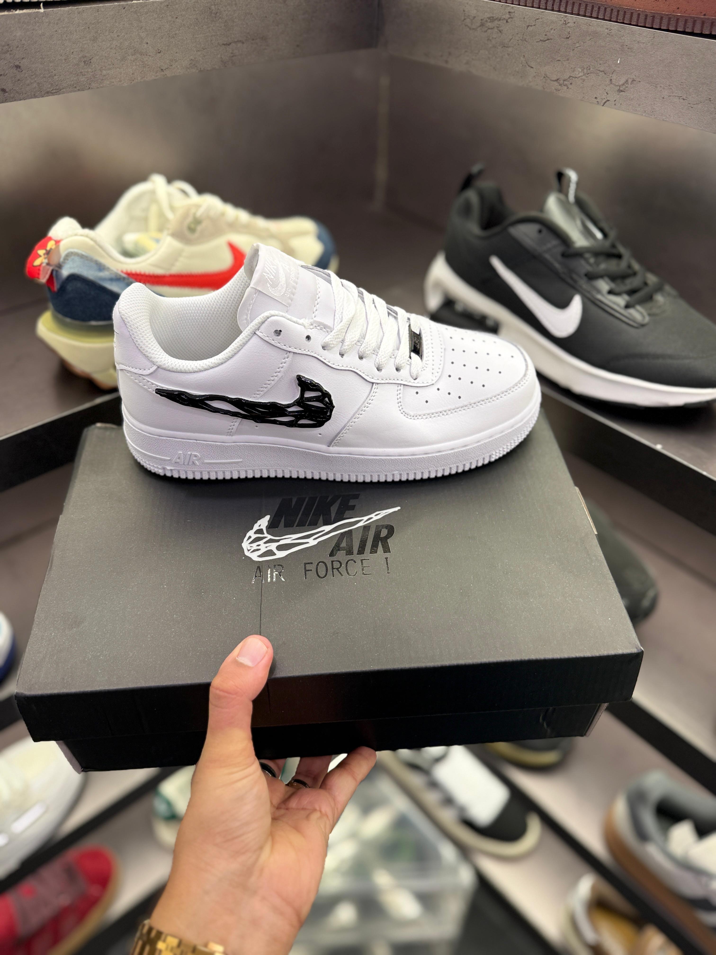 Nike Air Force 1 Venom Custom