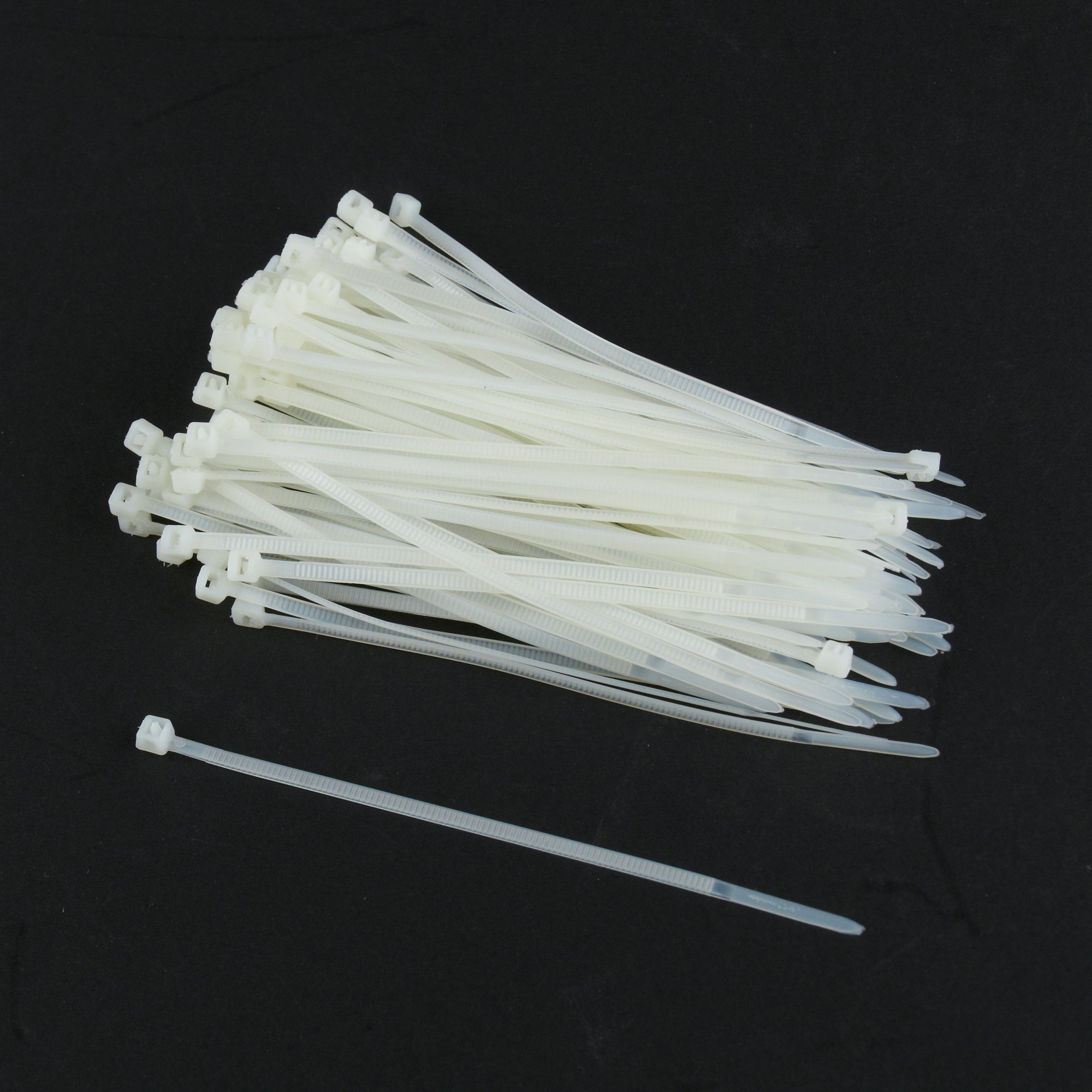 Lot De 100 Colliers Plastiqueserre Cable Cablexpert 100X25Mm Blanc