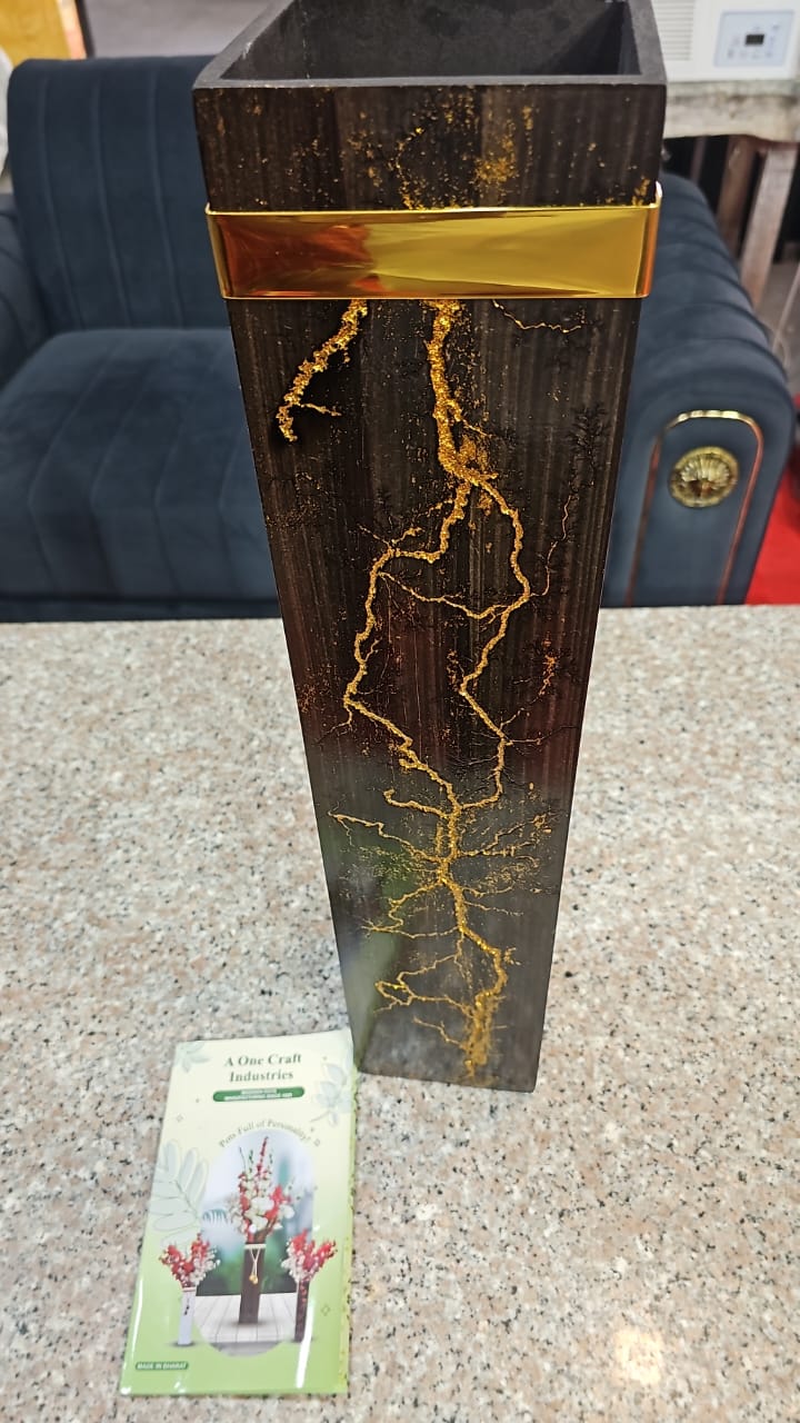 24 inch golden pillar