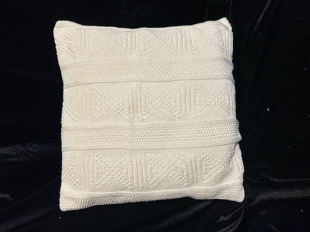 Knitted White Pillow Cover